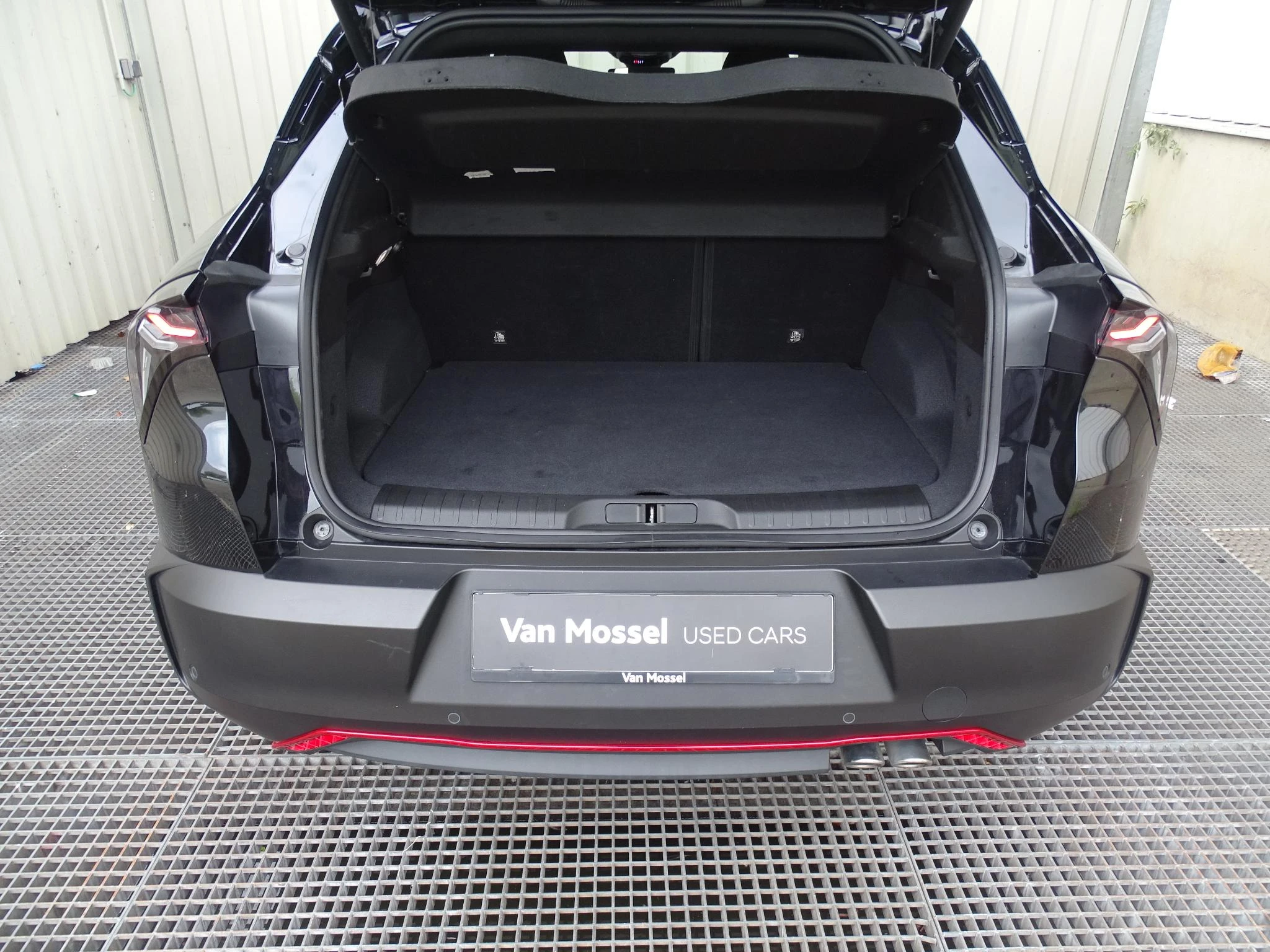 Alfa Romeo Junior 1.2 Hybrid 145 eDCT6 Ibrida Speciale