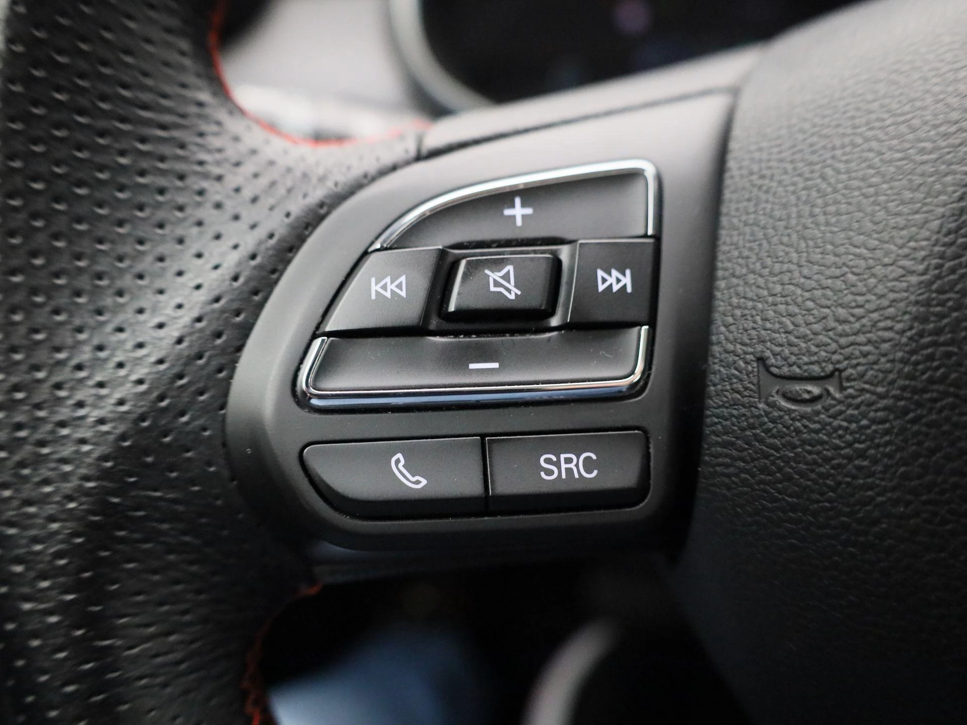 MG-ZS EV-image-18