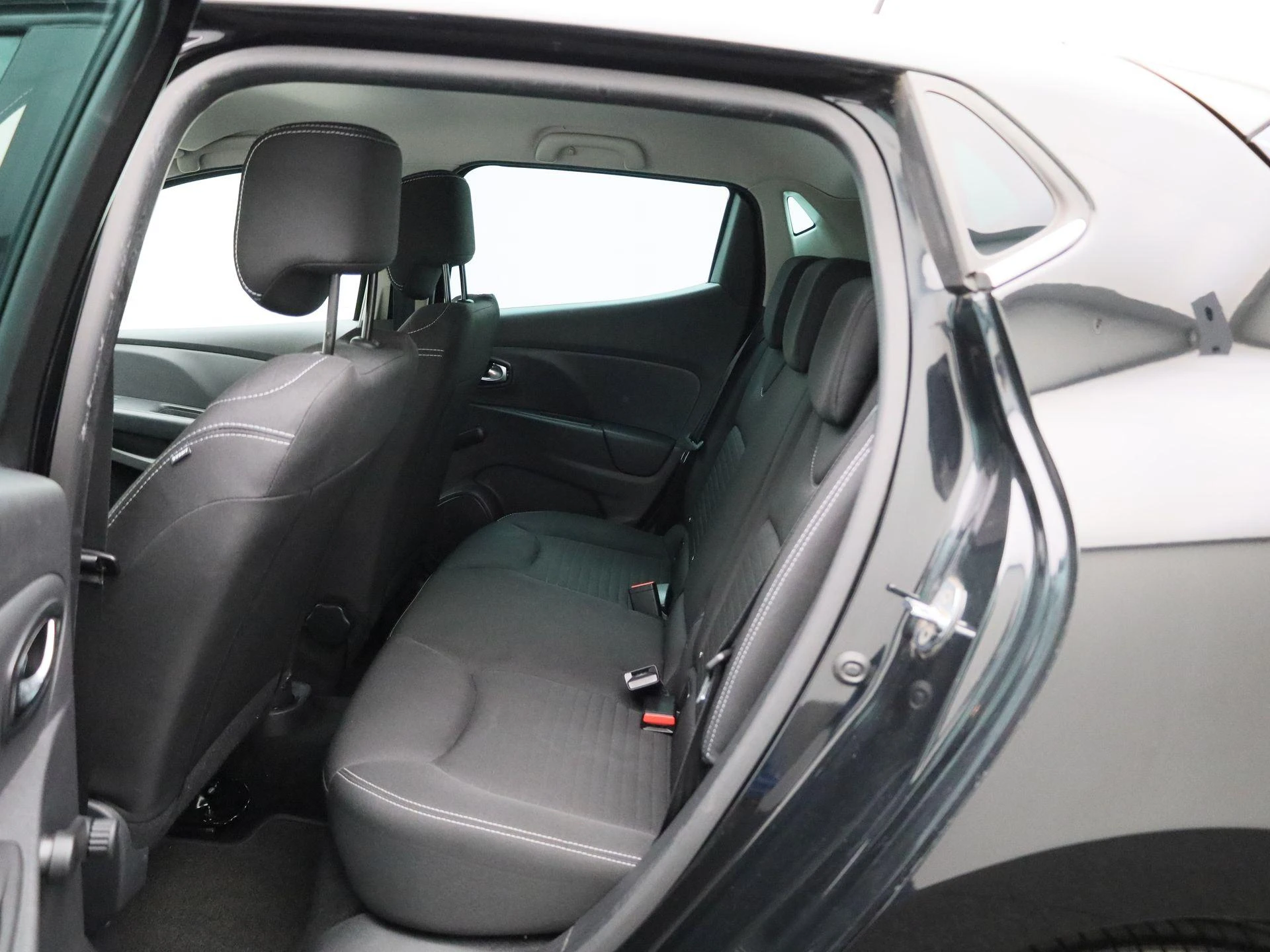 Renault-Clio-image-9
