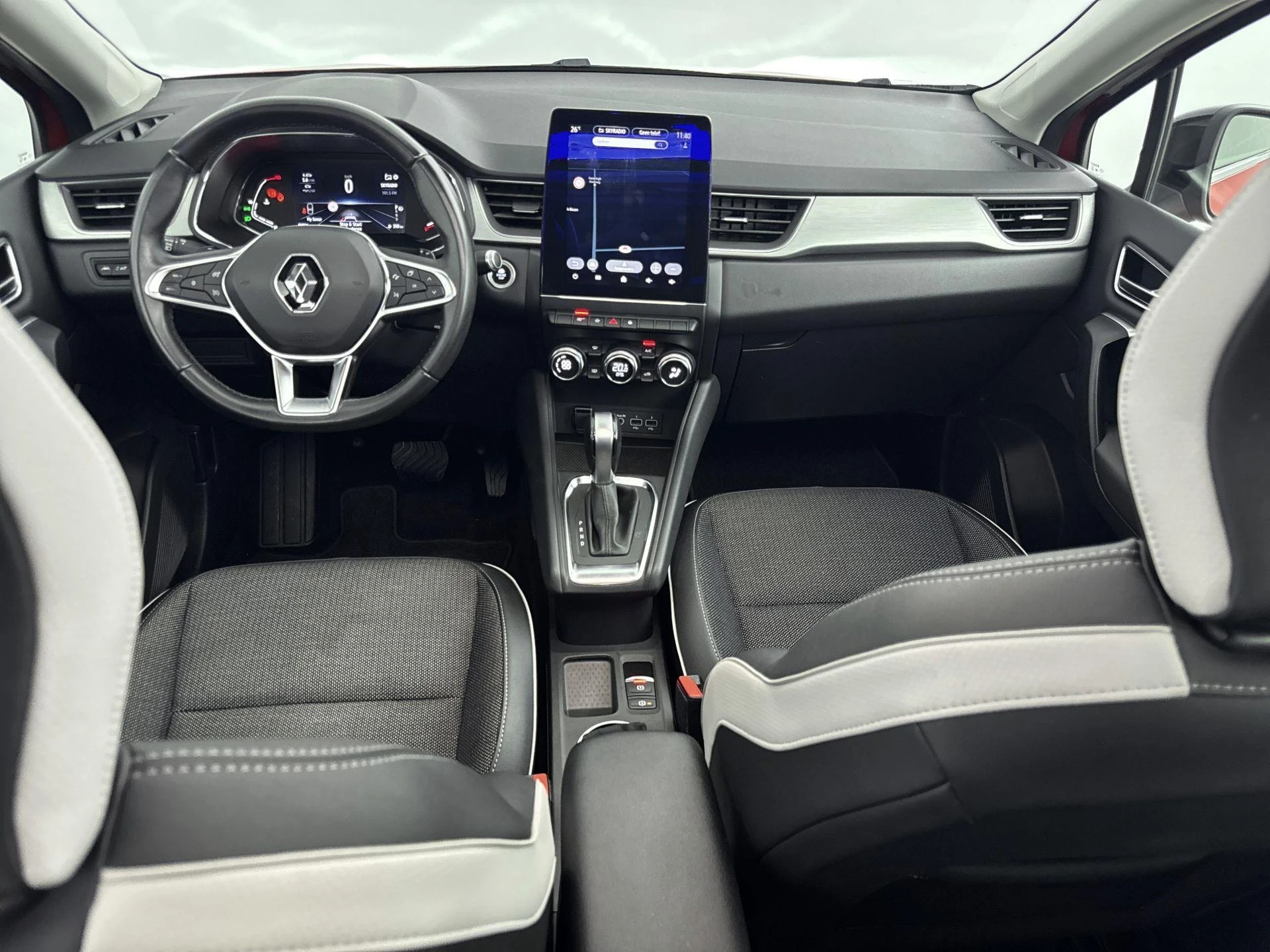 Renault-Captur-image-17