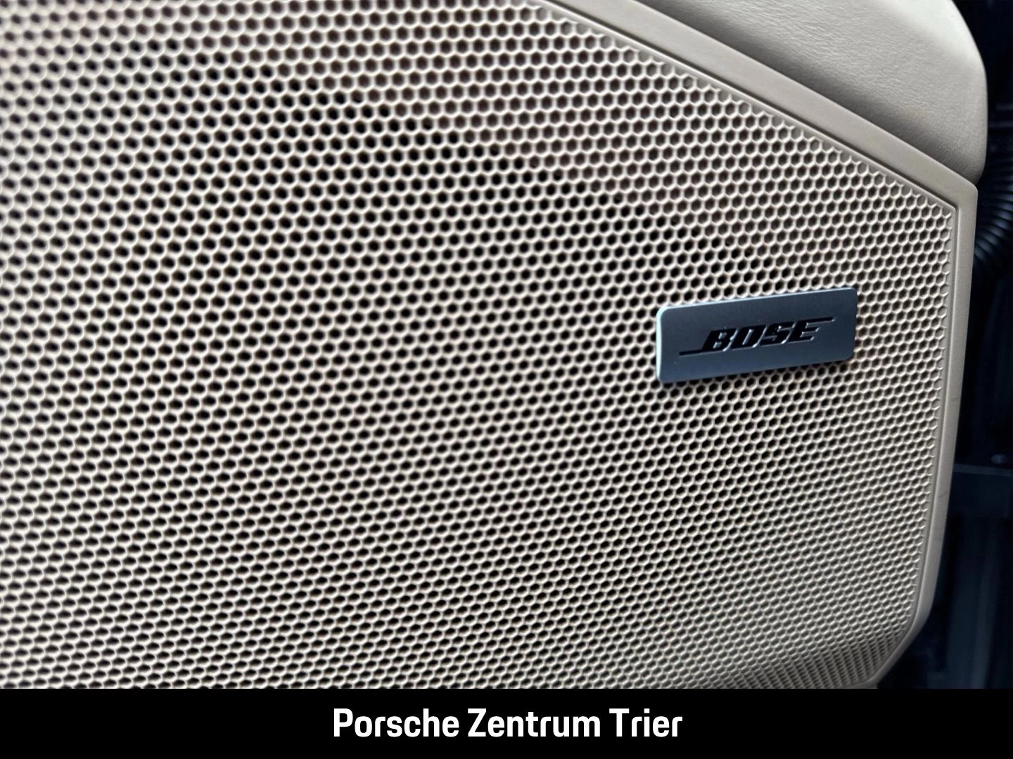 Porsche Cayenne InnoDrive LED-Matrix Soft-Close BOSE -