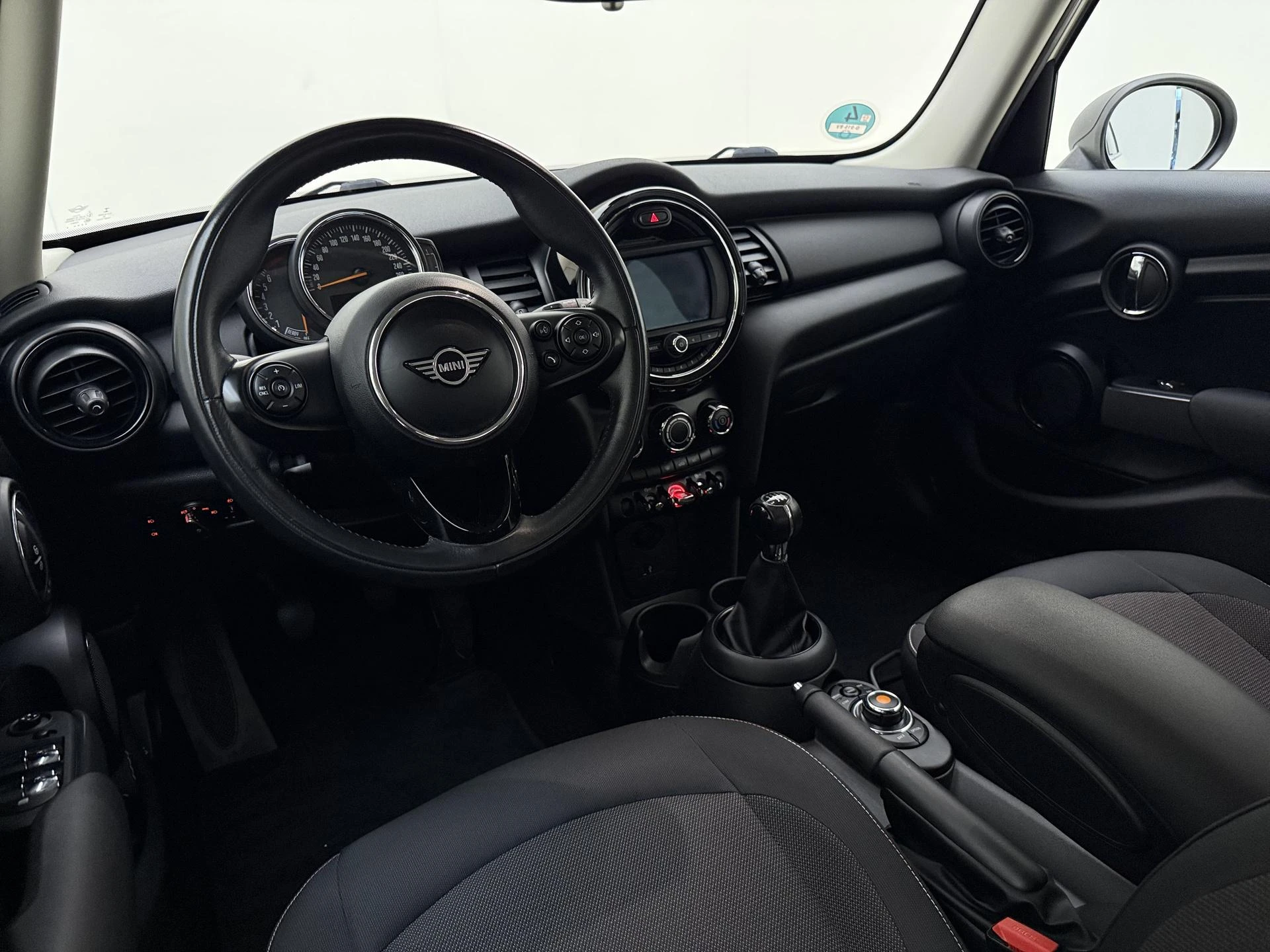 MINI 5-deurs 1.5 One Business Edition