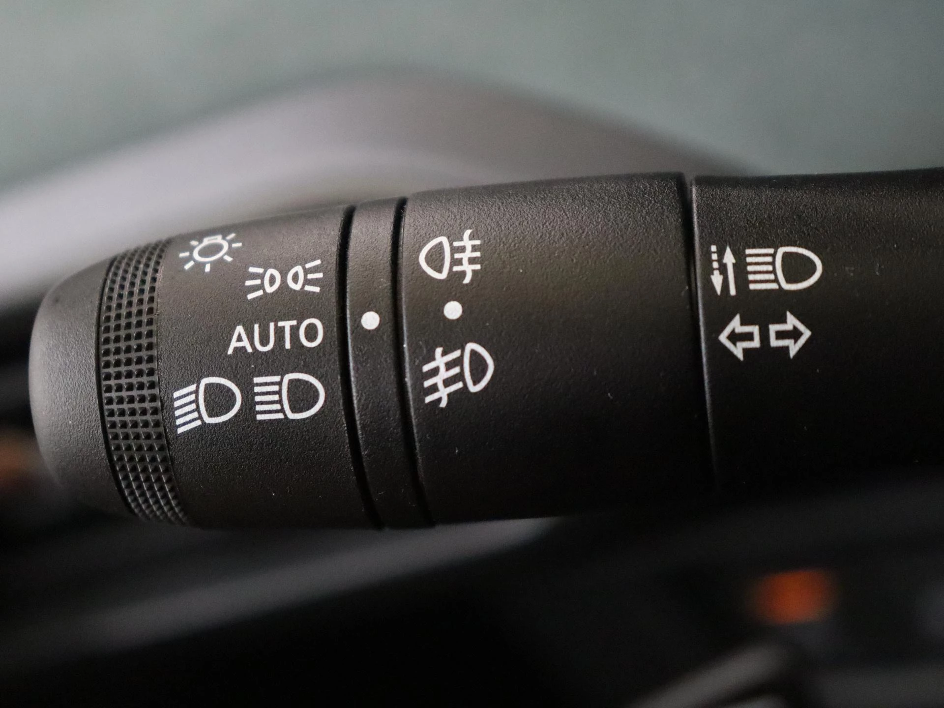 Dacia-Sandero Stepway-image-21