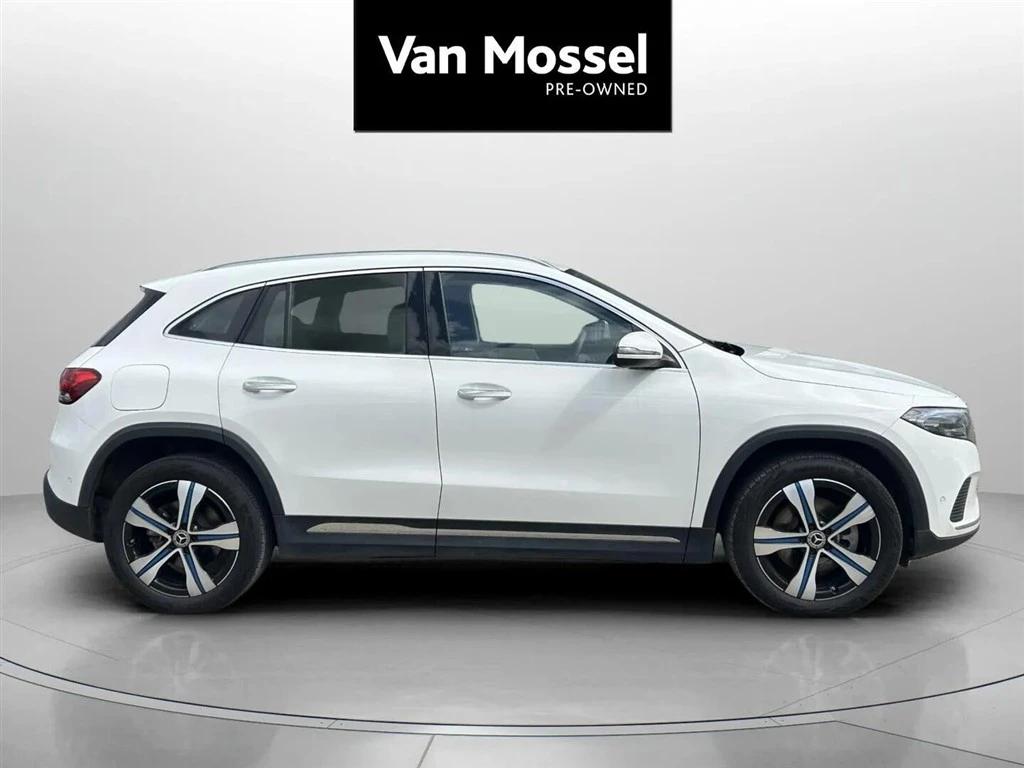 Mercedes-Benz-EQA-image-3