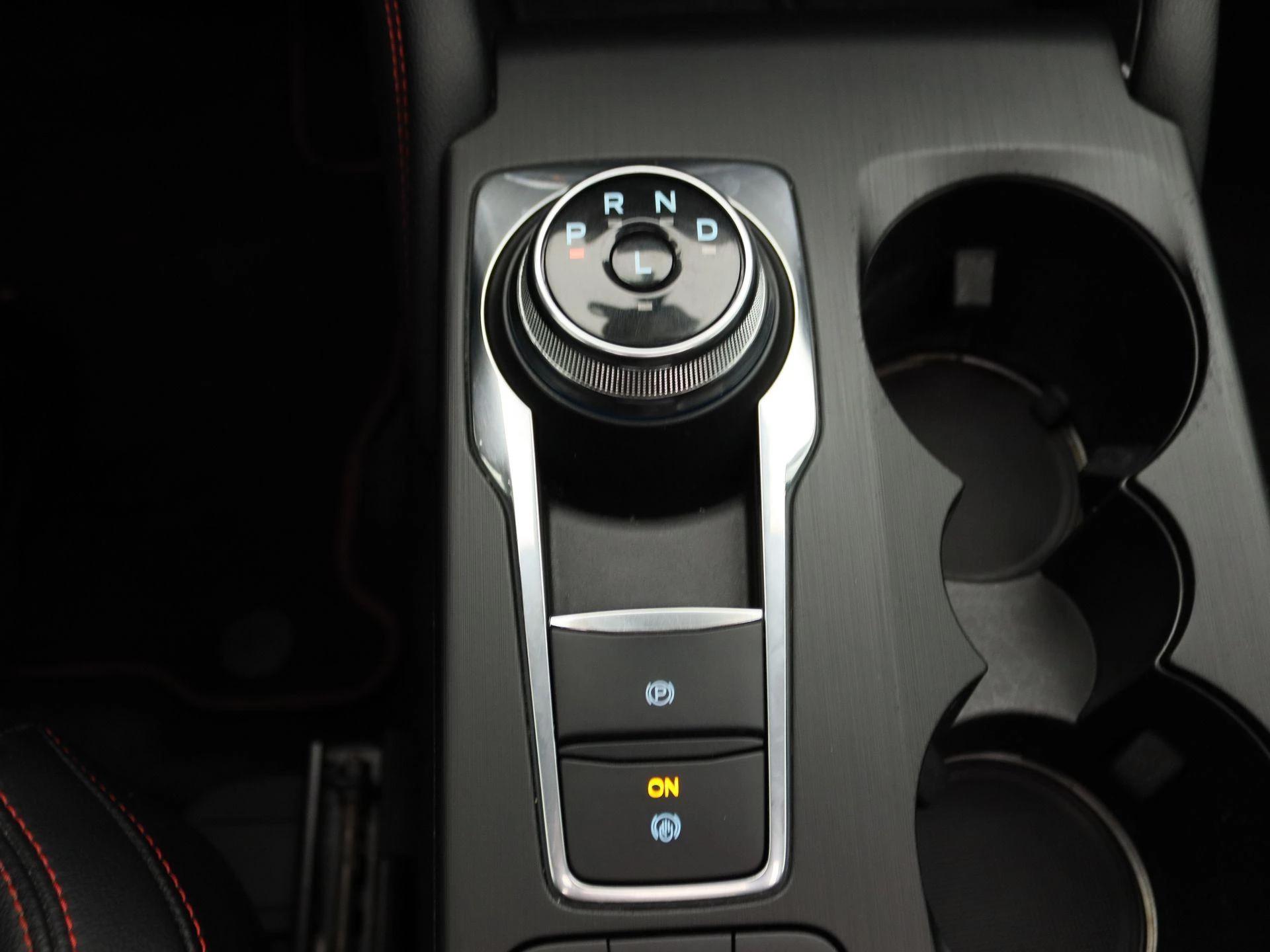 Ford-Kuga-image-11