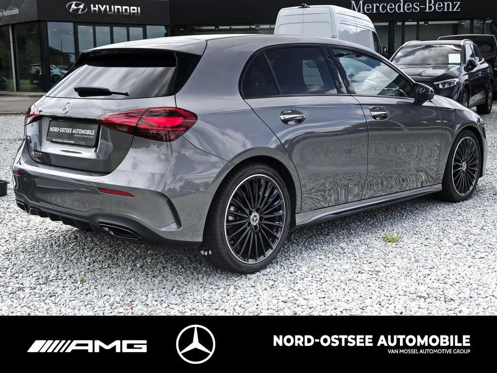Mercedes-Benz A-Klasse 200 AMG ADV.+ PANO MBUX NIGHT AMG Line