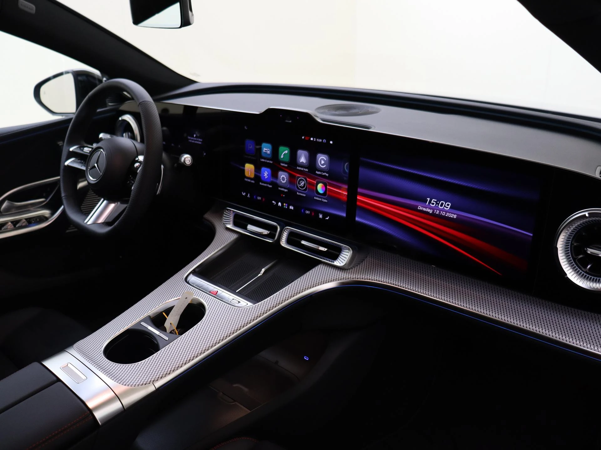 Mercedes-Benz-C-Klasse-image-8
