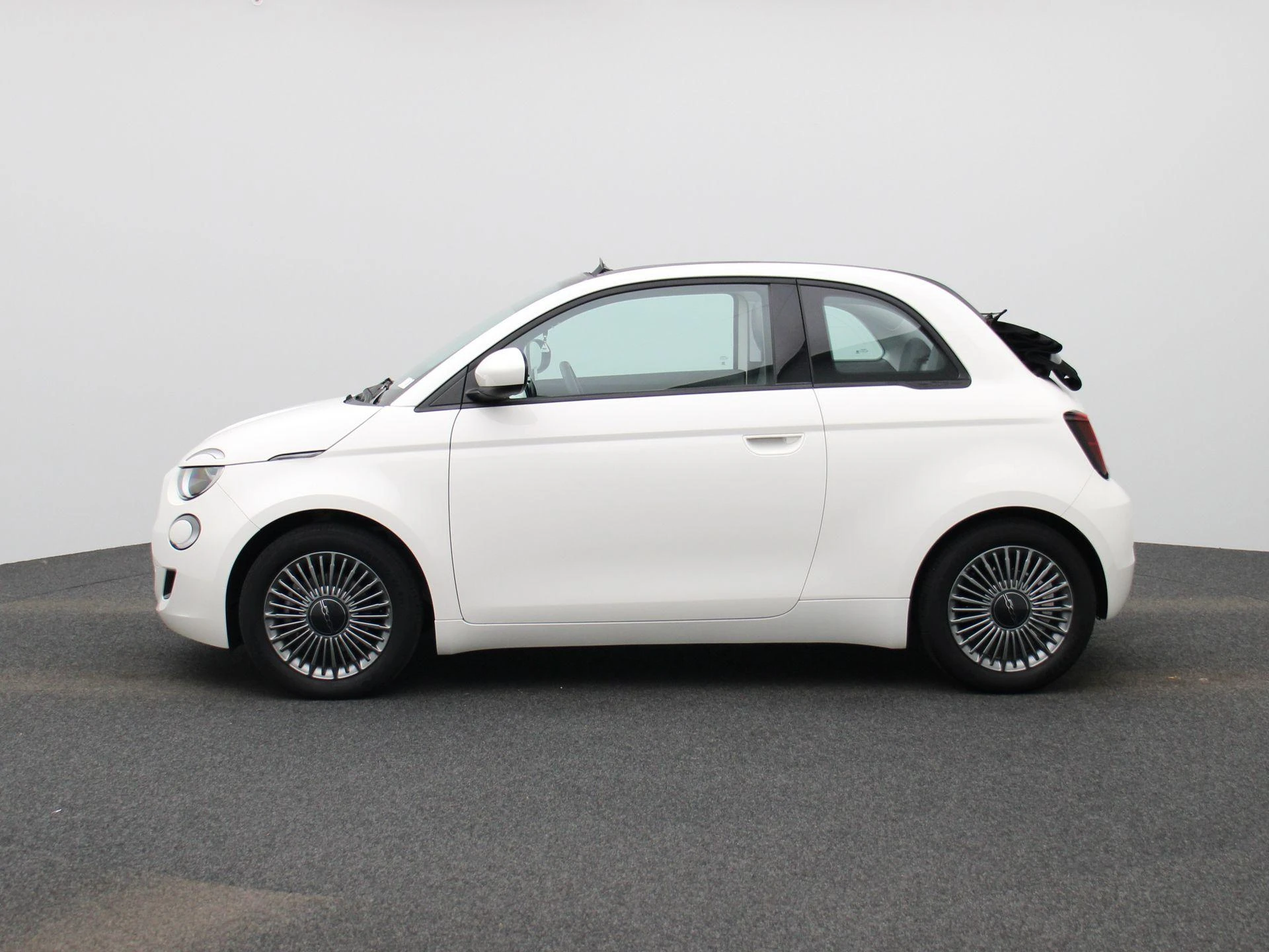 Fiat-500-image-3