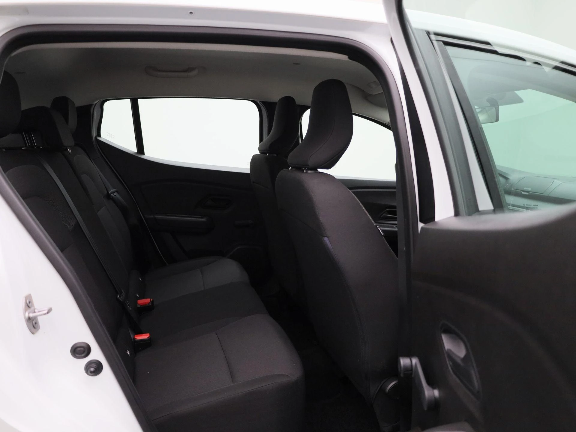Dacia-Sandero-image-28