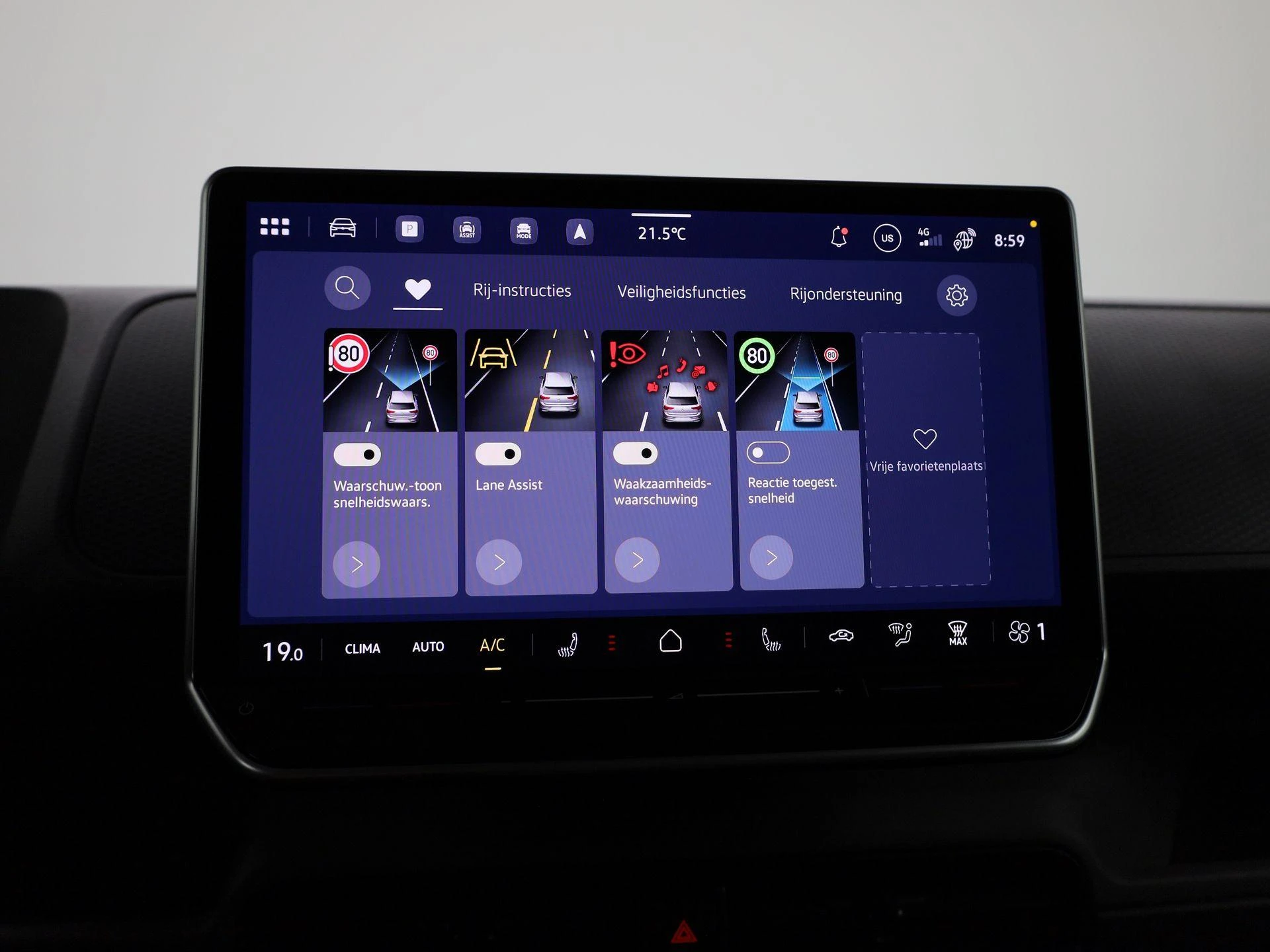 Volkswagen-ID. Buzz Cargo-image-23