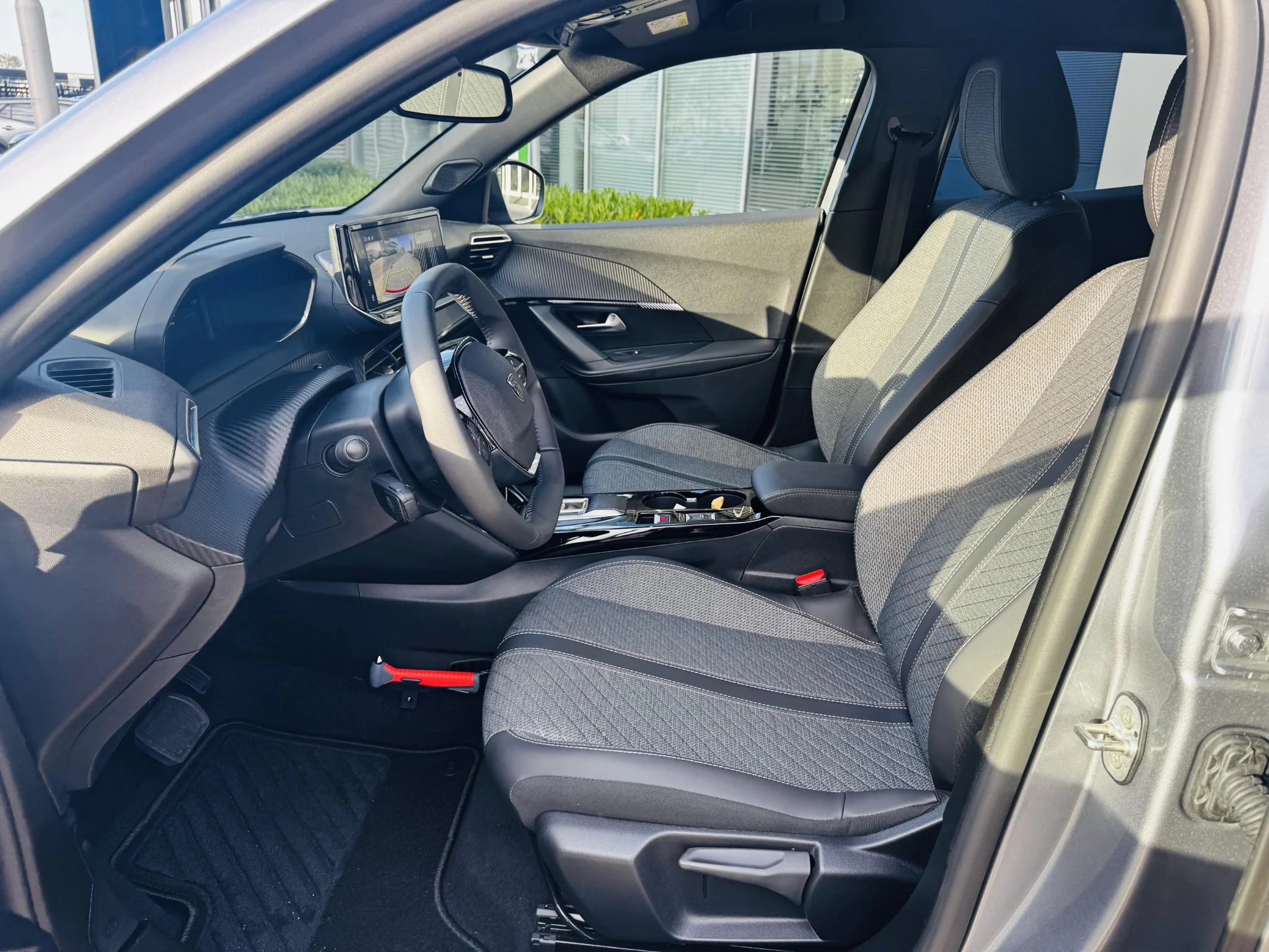 Peugeot-2008-image-19