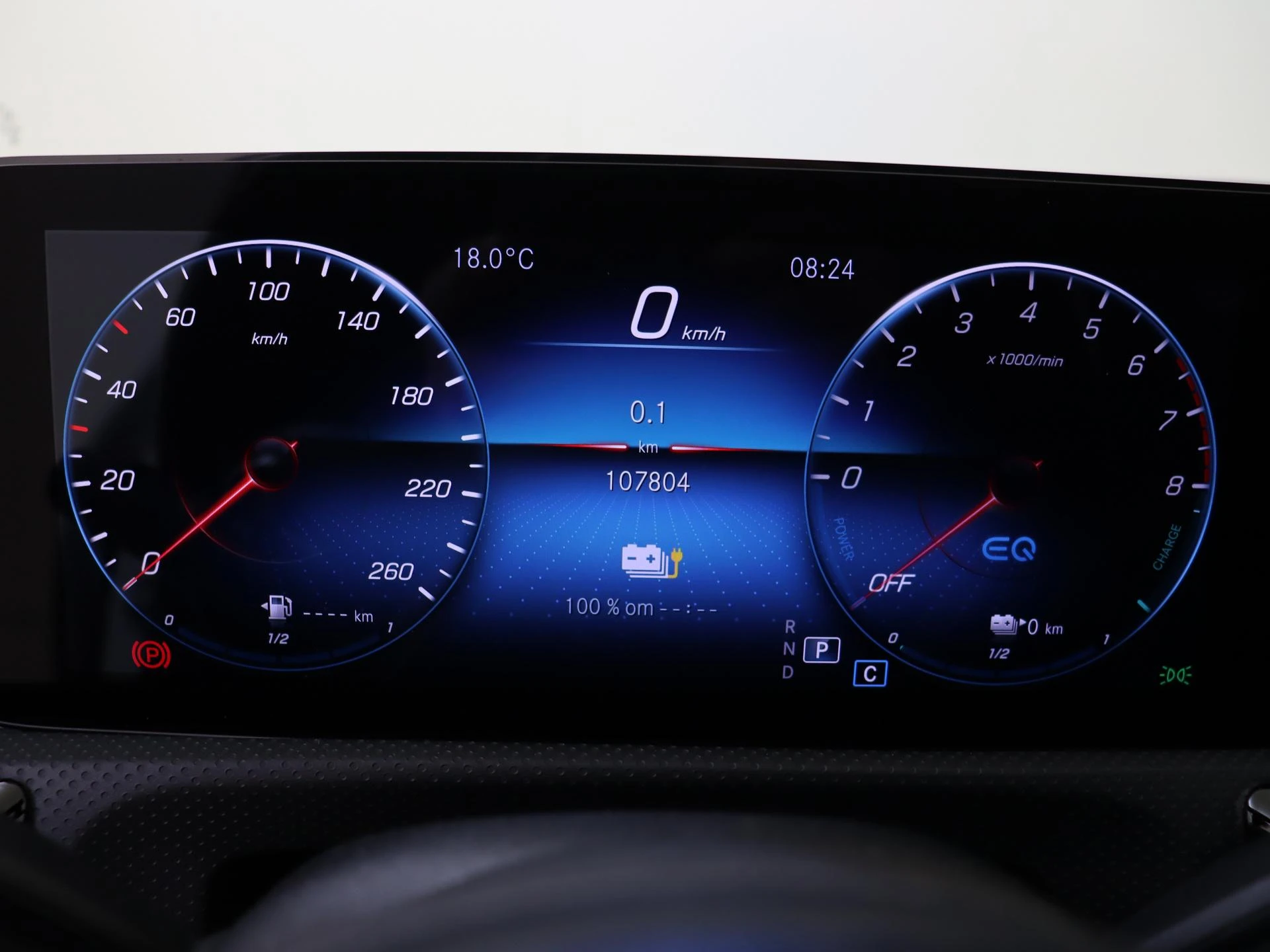 Mercedes-Benz-CLA-image-10