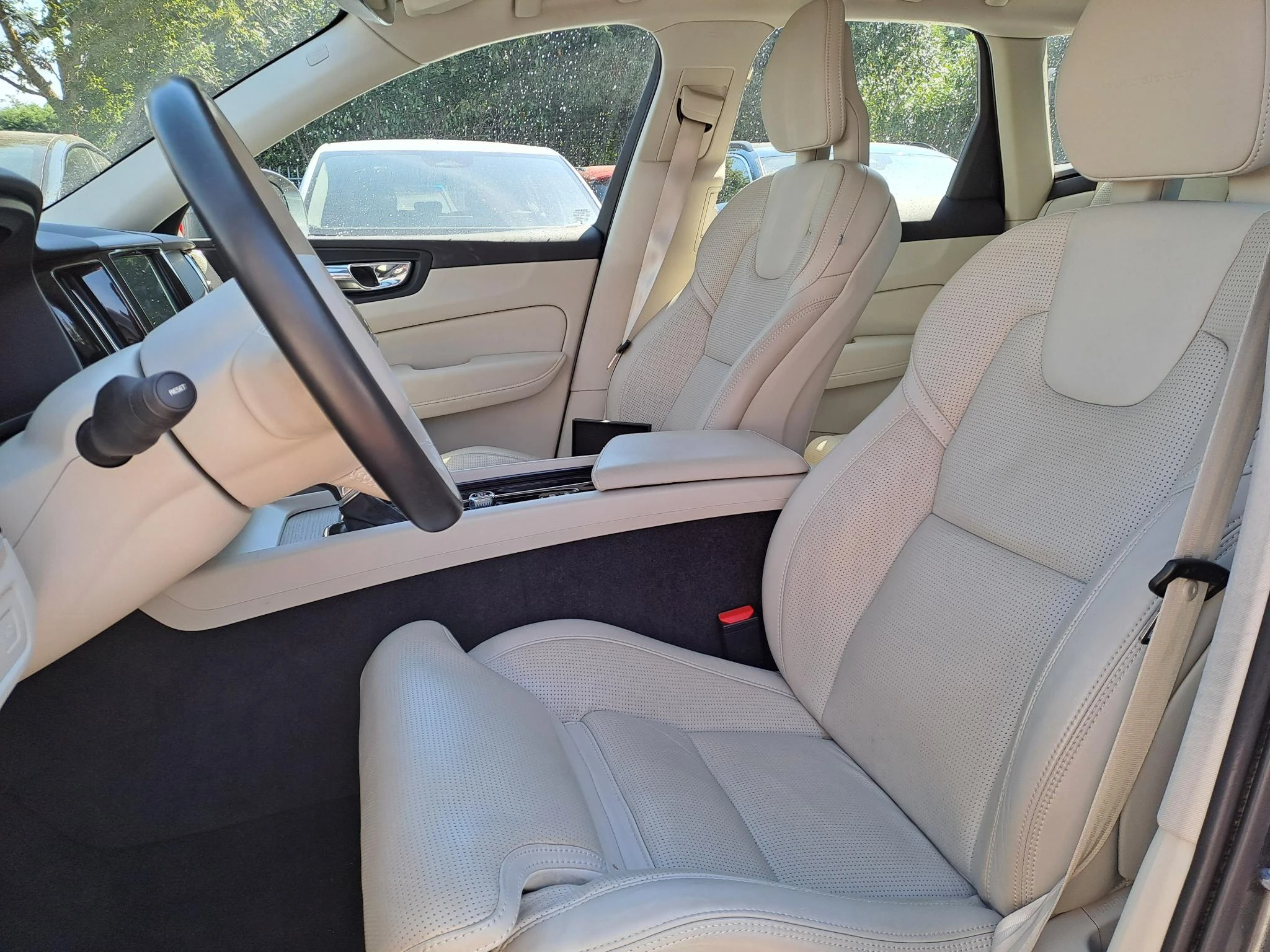 Volvo-XC60-image-6