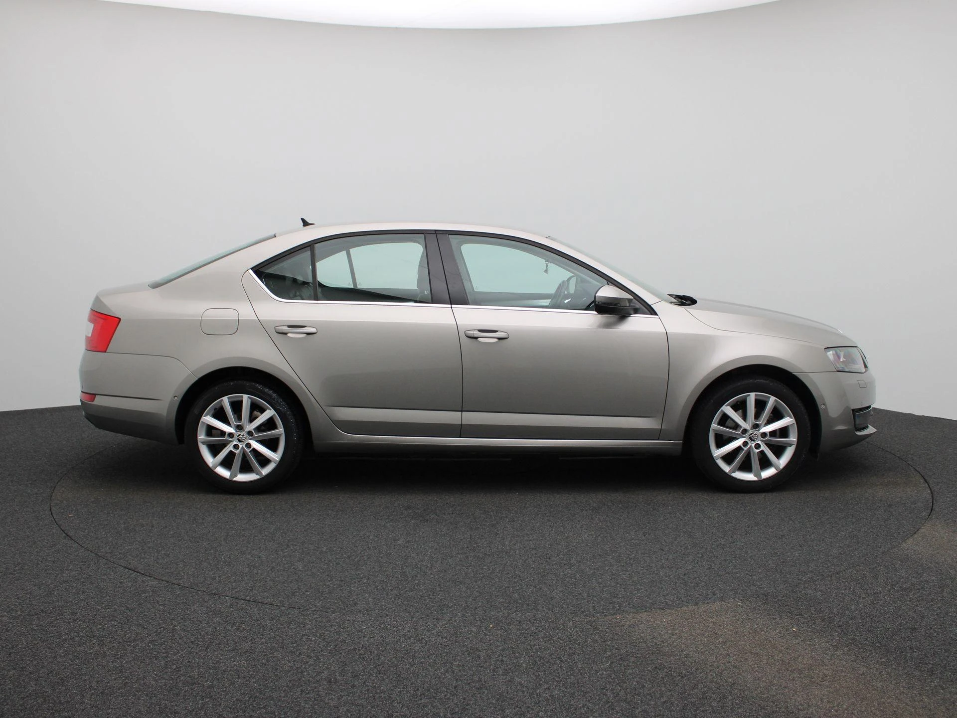 Škoda-Octavia-image-5