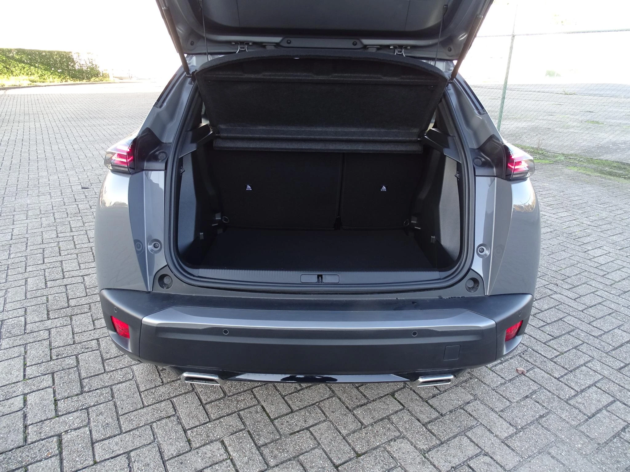 Peugeot-2008-image-17