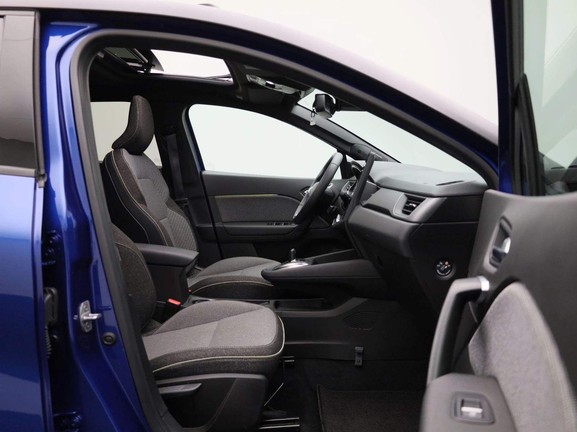 Renault-Captur-image-35
