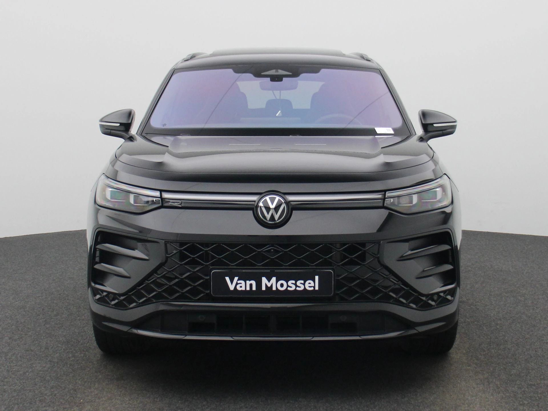 Volkswagen-Tayron-image-2