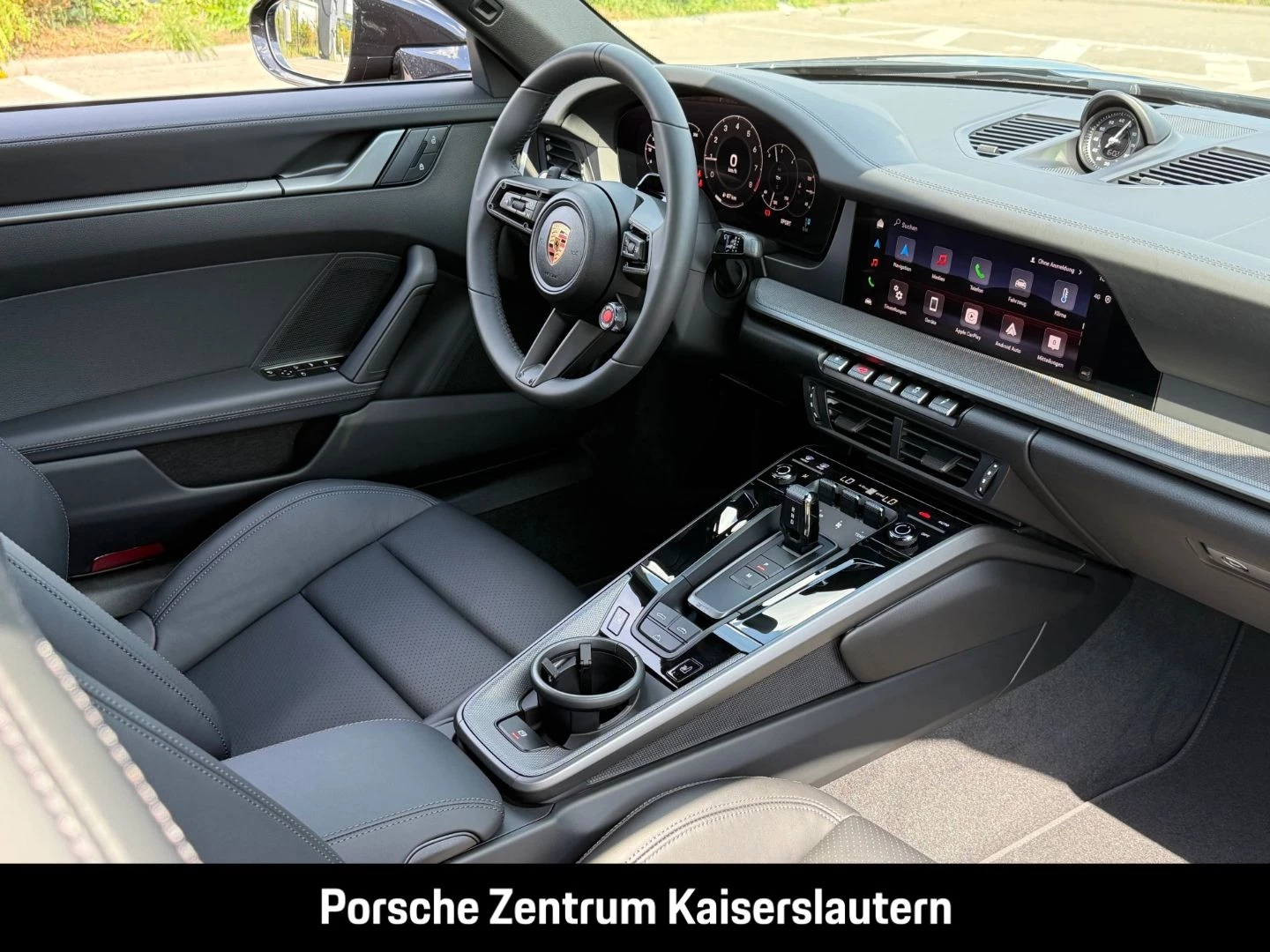 Porsche 911 992 Carrera Cabrio Liftsystem-VA Sportabgas carrera