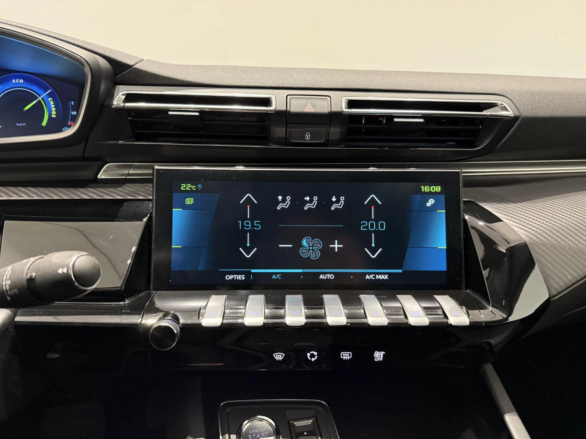 Peugeot-508-image-31