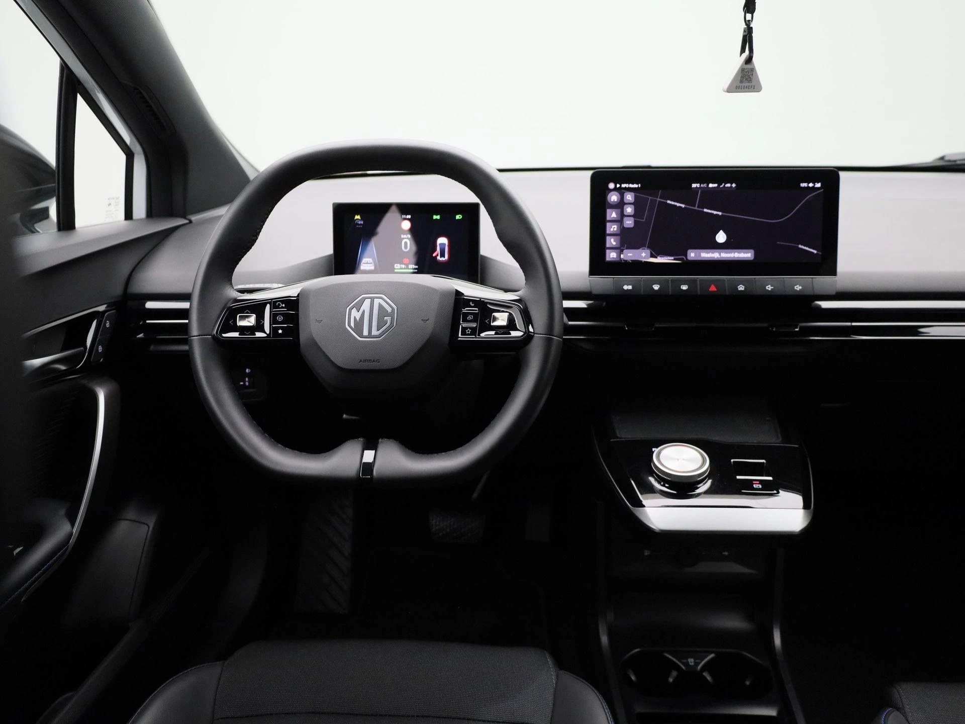 MG MG4 Long Range 64 kWh Luxury