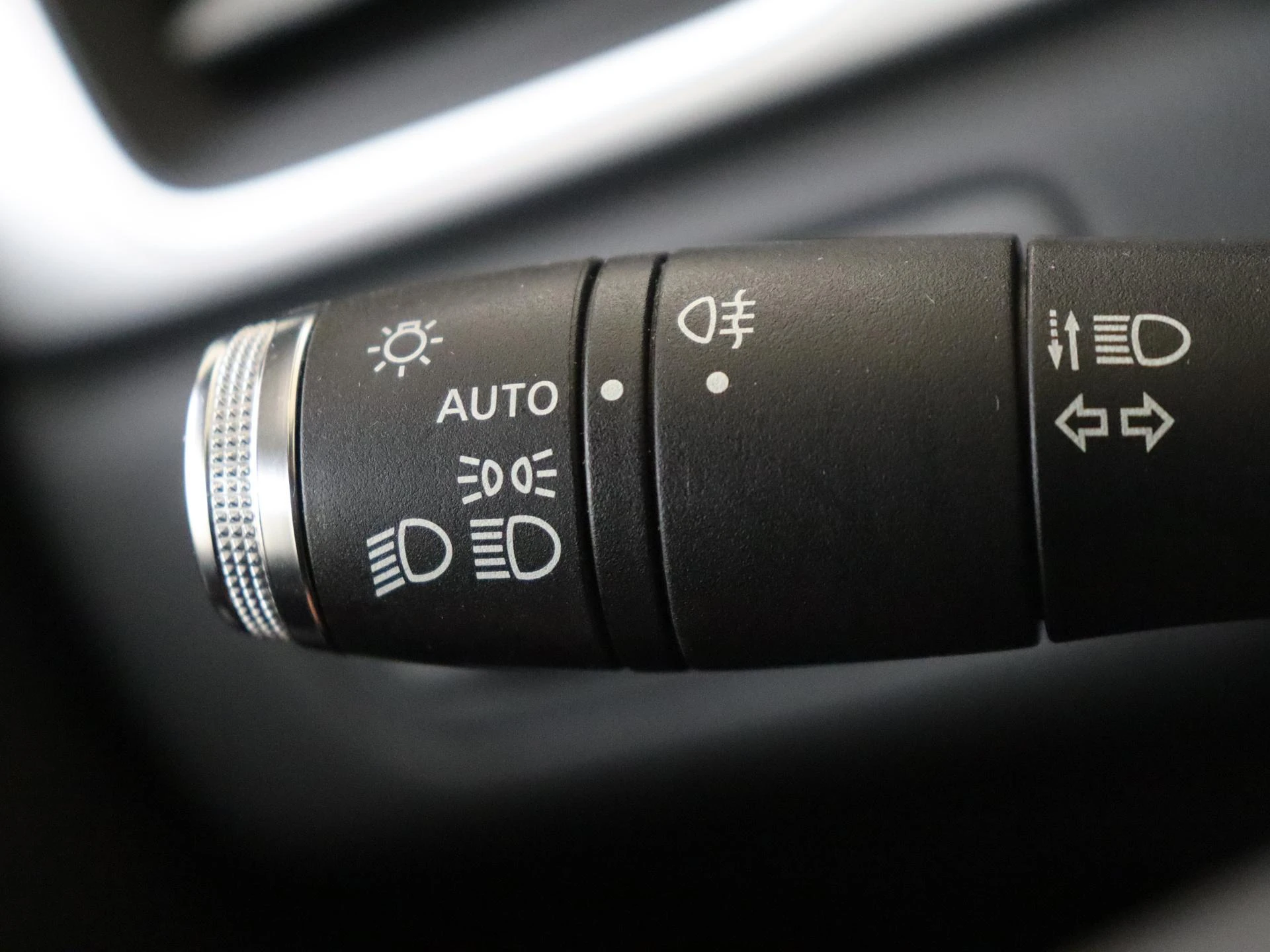 Renault-Captur-image-23