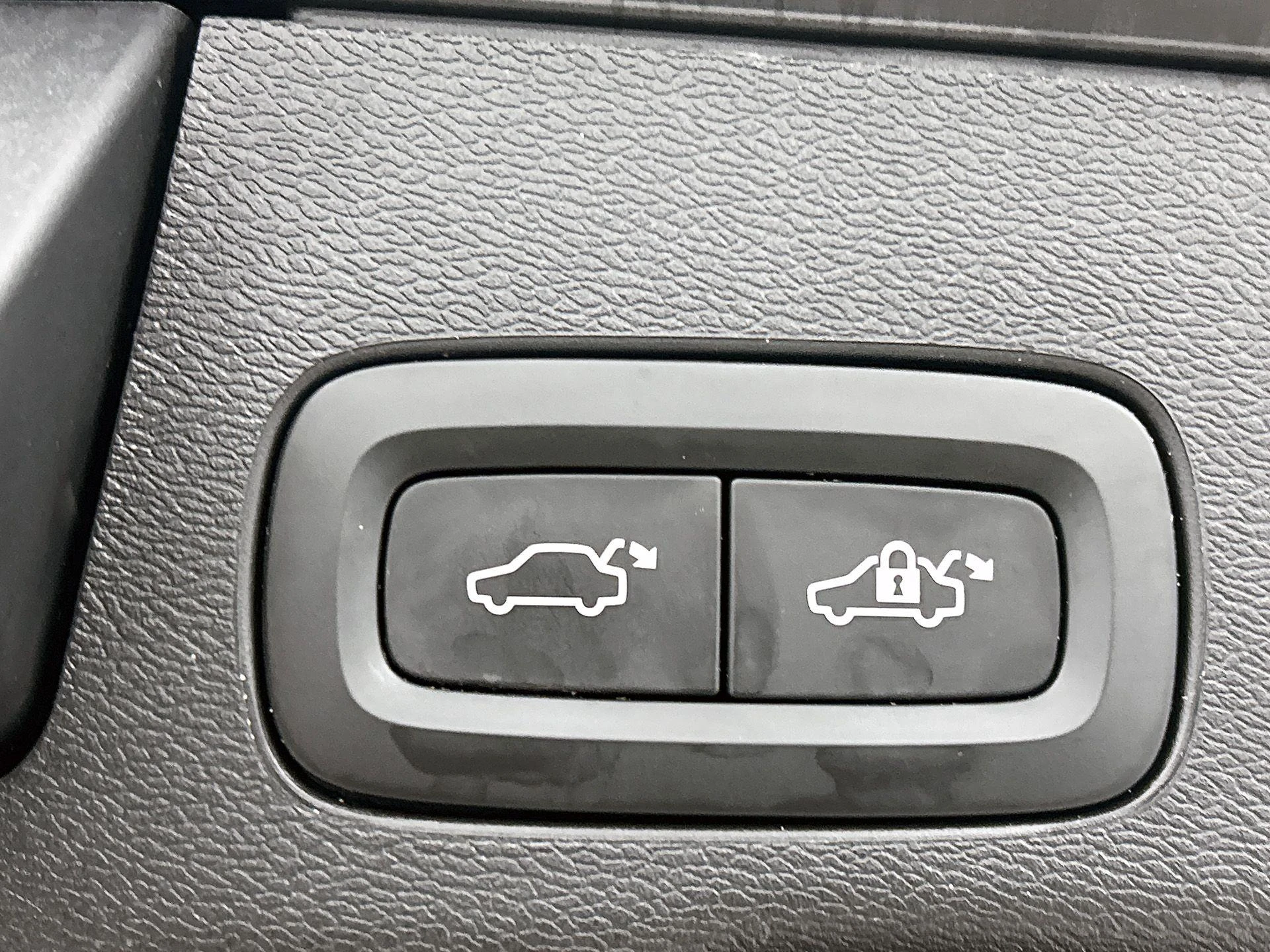 Volvo-XC60-image-24