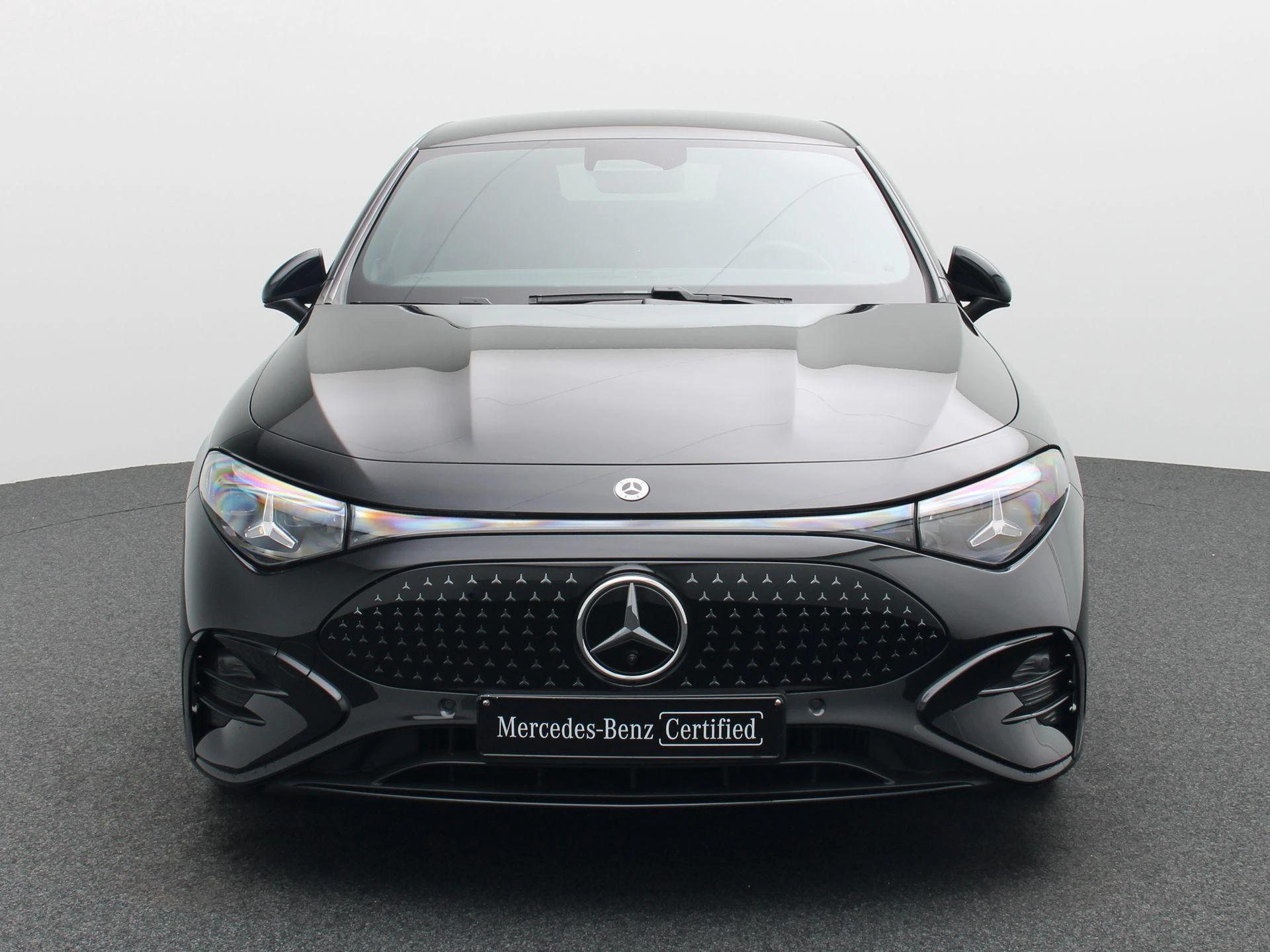 Mercedes-Benz-CLA-image-2