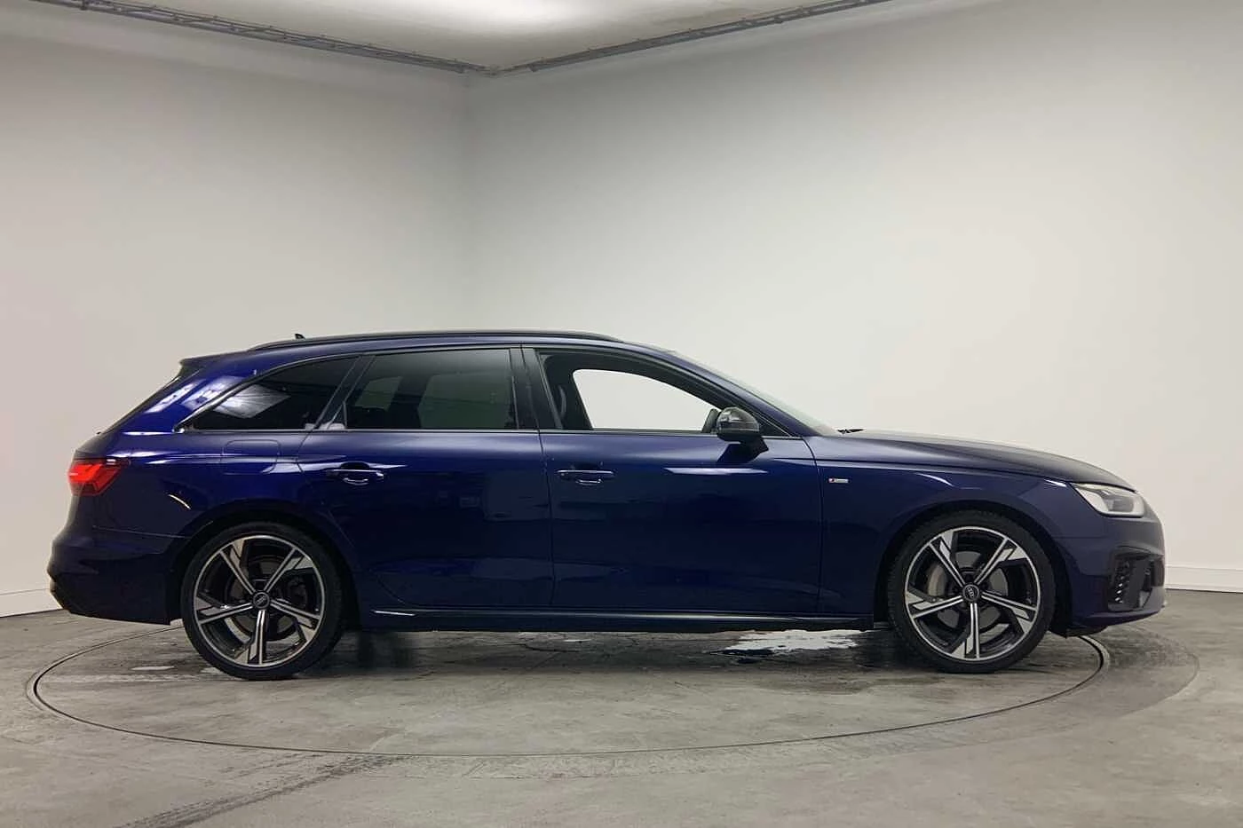Audi-A4-image-3
