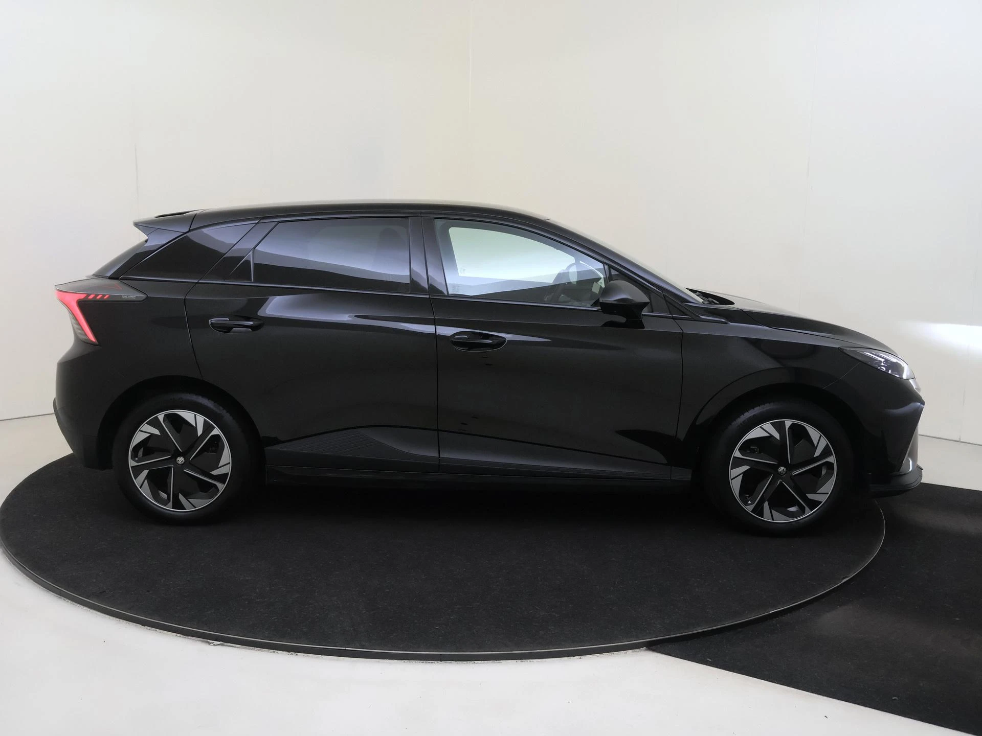 MG MG4 EV Electric Luxury 64 kWh