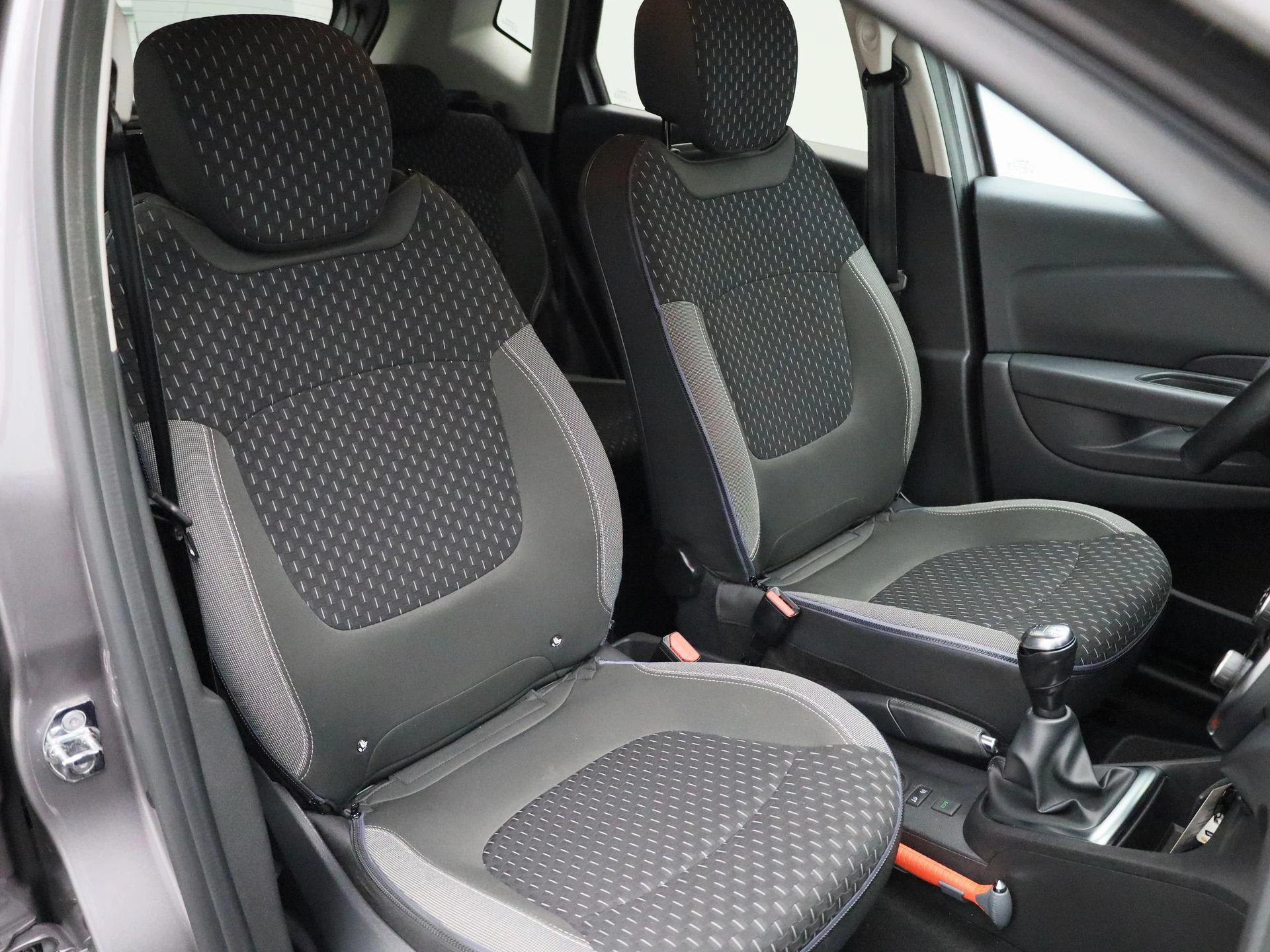 Renault-Captur-image-30