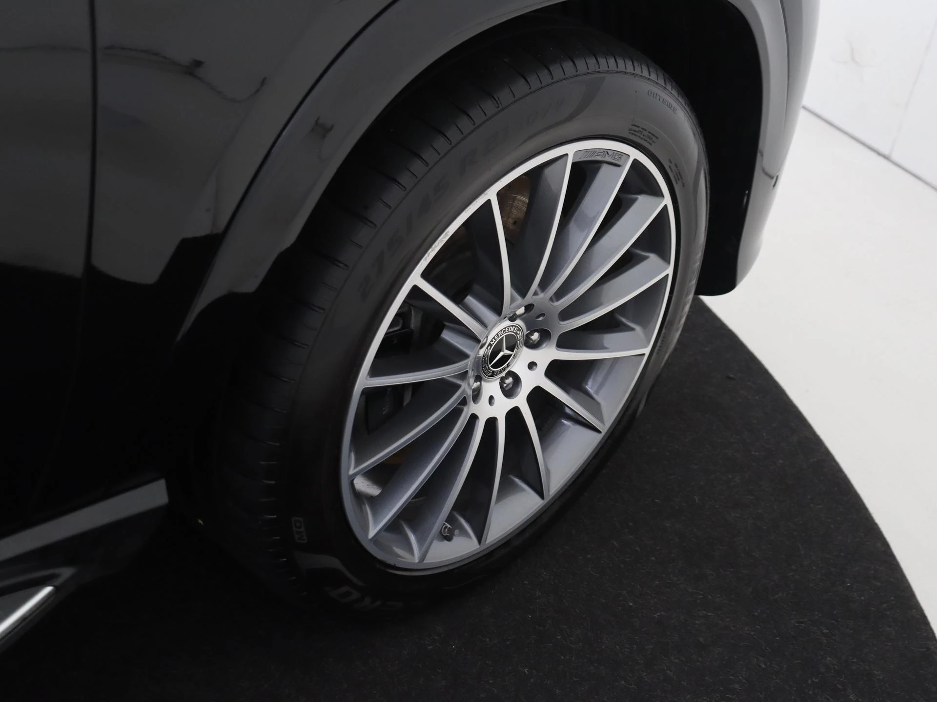 Mercedes-Benz-GLE-image-10