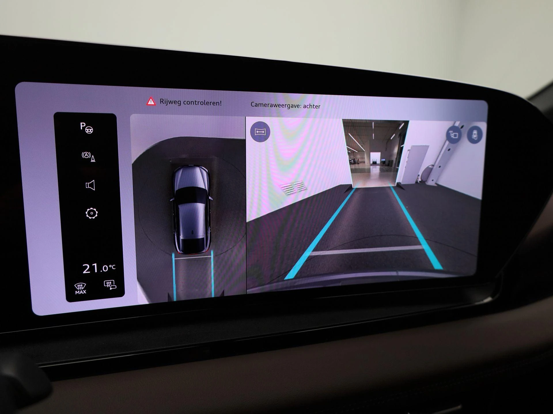 Audi-Q6 e-tron-image-29