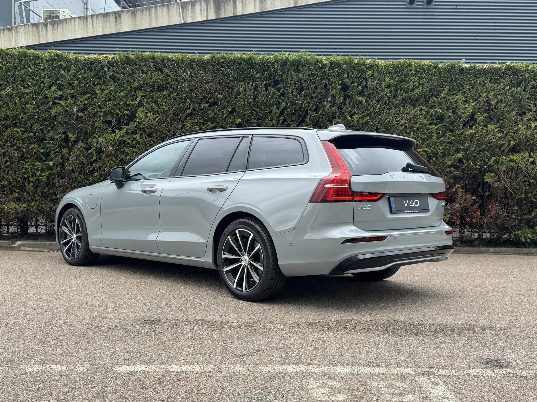 Volvo-V60-image-1