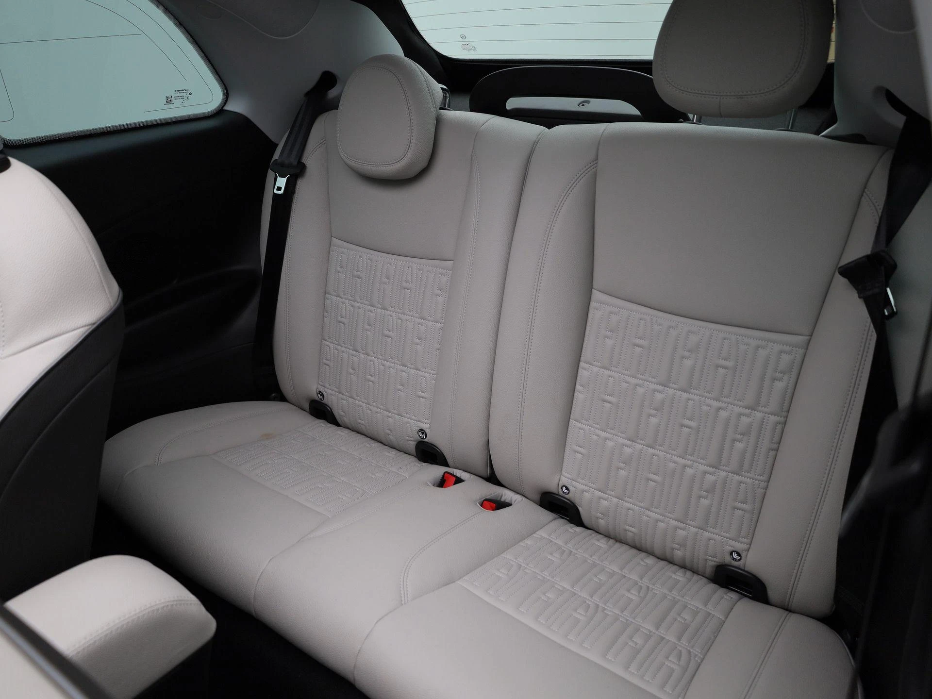 Fiat-500C-image-9