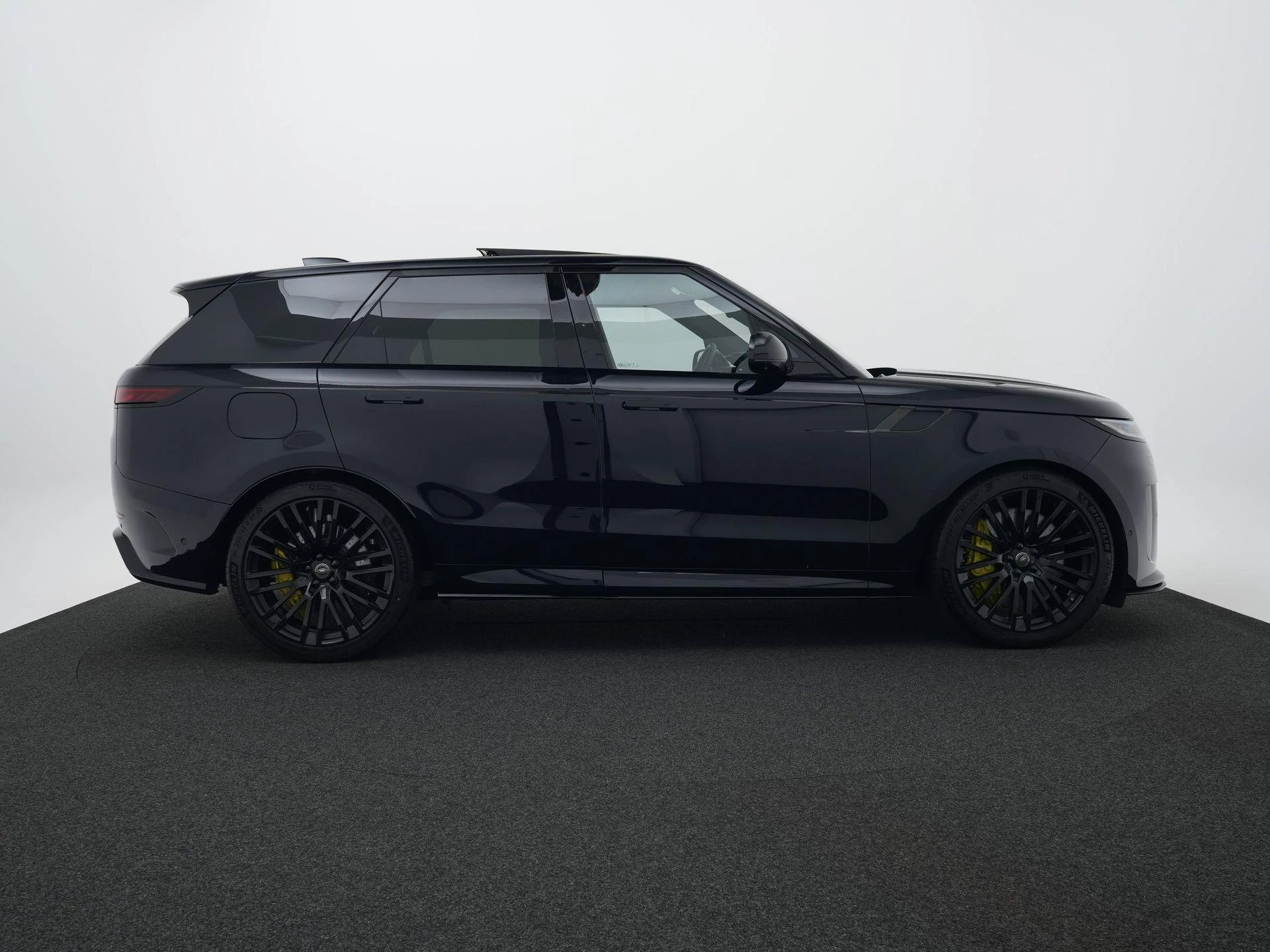 Land Rover Range Rover Sport 4.4 P635 SV Edition Two