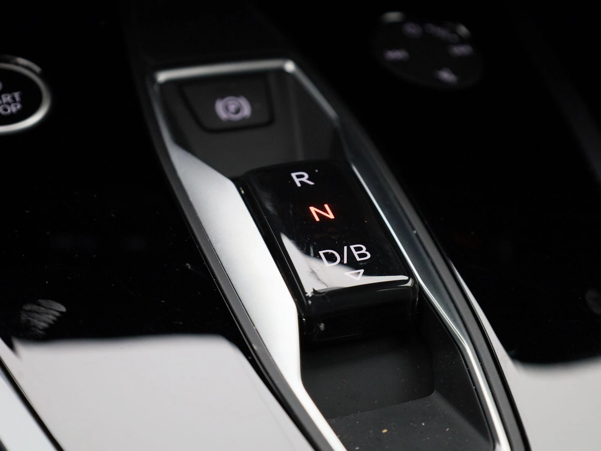 Audi-Q4 e-tron-image-20