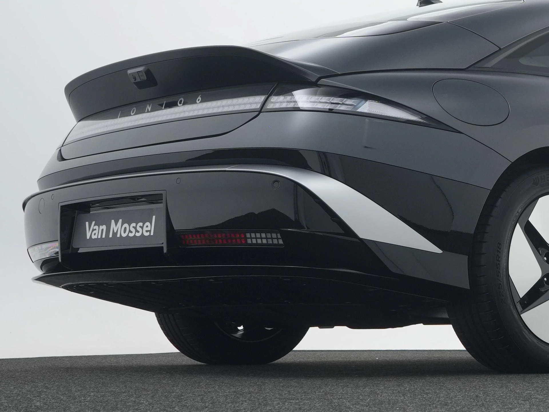 Hyundai-IONIQ 6-image-49