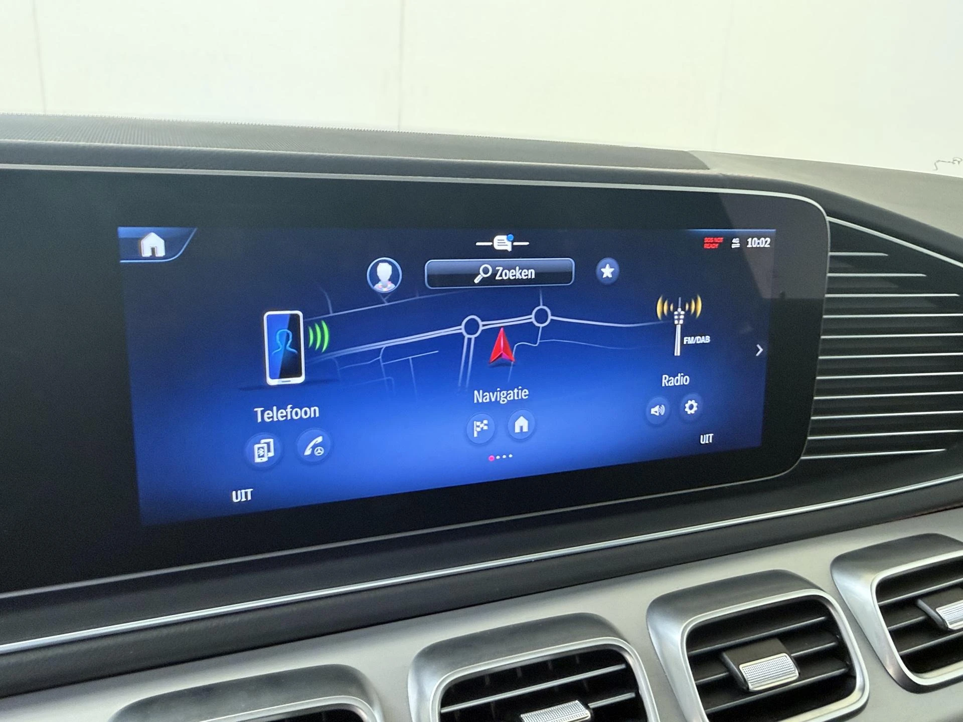 Mercedes-Benz-GLE-image-16