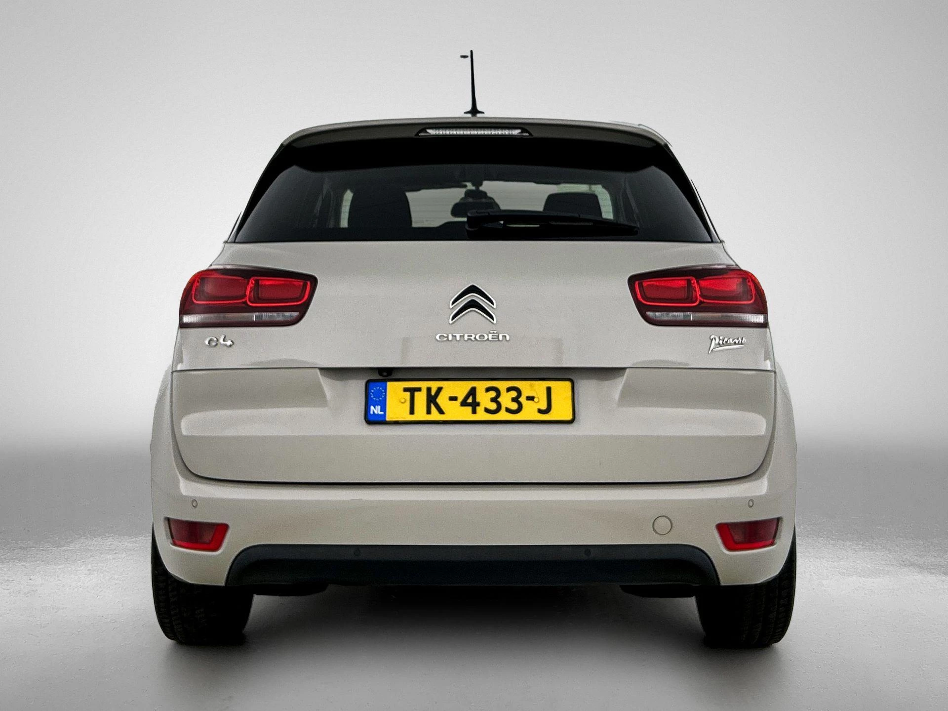 Citroën-C4 Picasso-image-2
