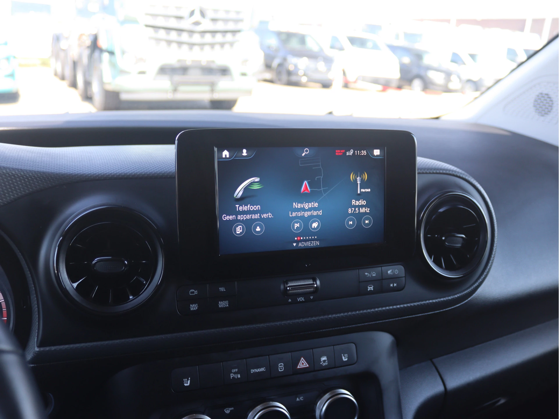 Mercedes-Benz-eCitan-image-10