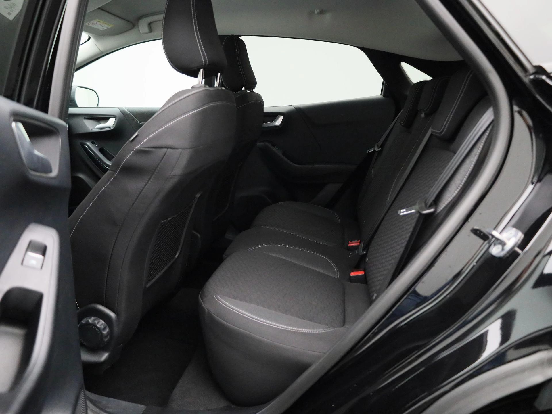 Ford Puma Titanium Manueel|Wireless Charging|Winterpack