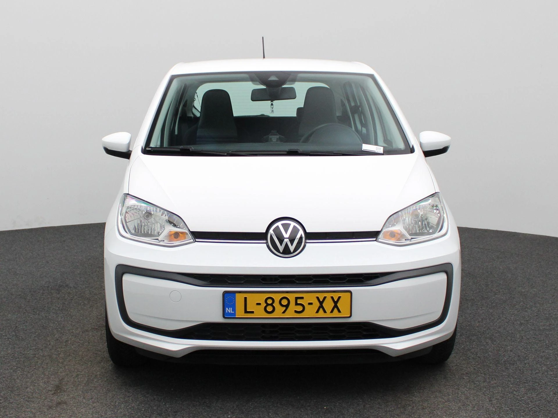 Volkswagen-up!-image-2