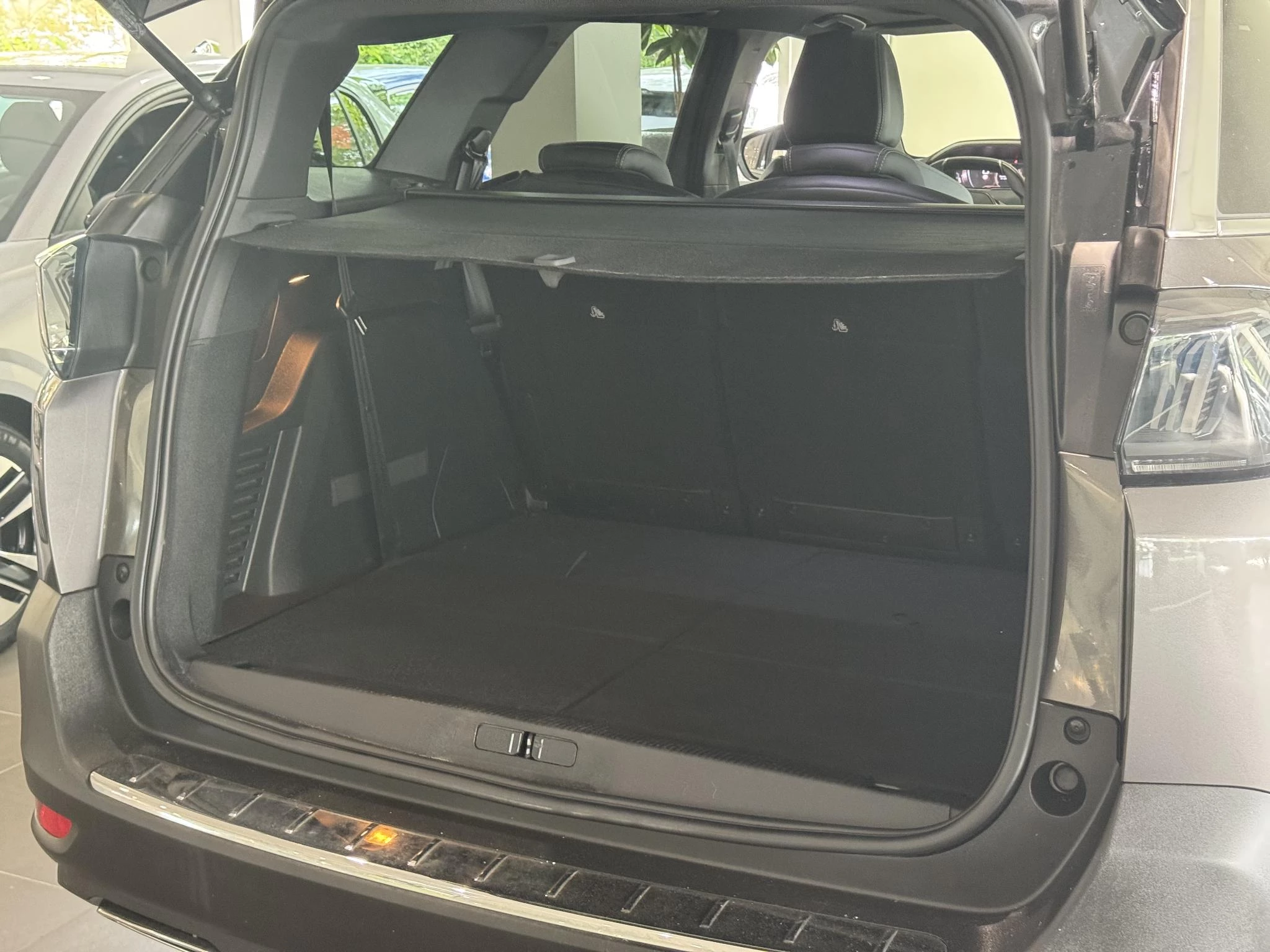 Peugeot-5008-image-5