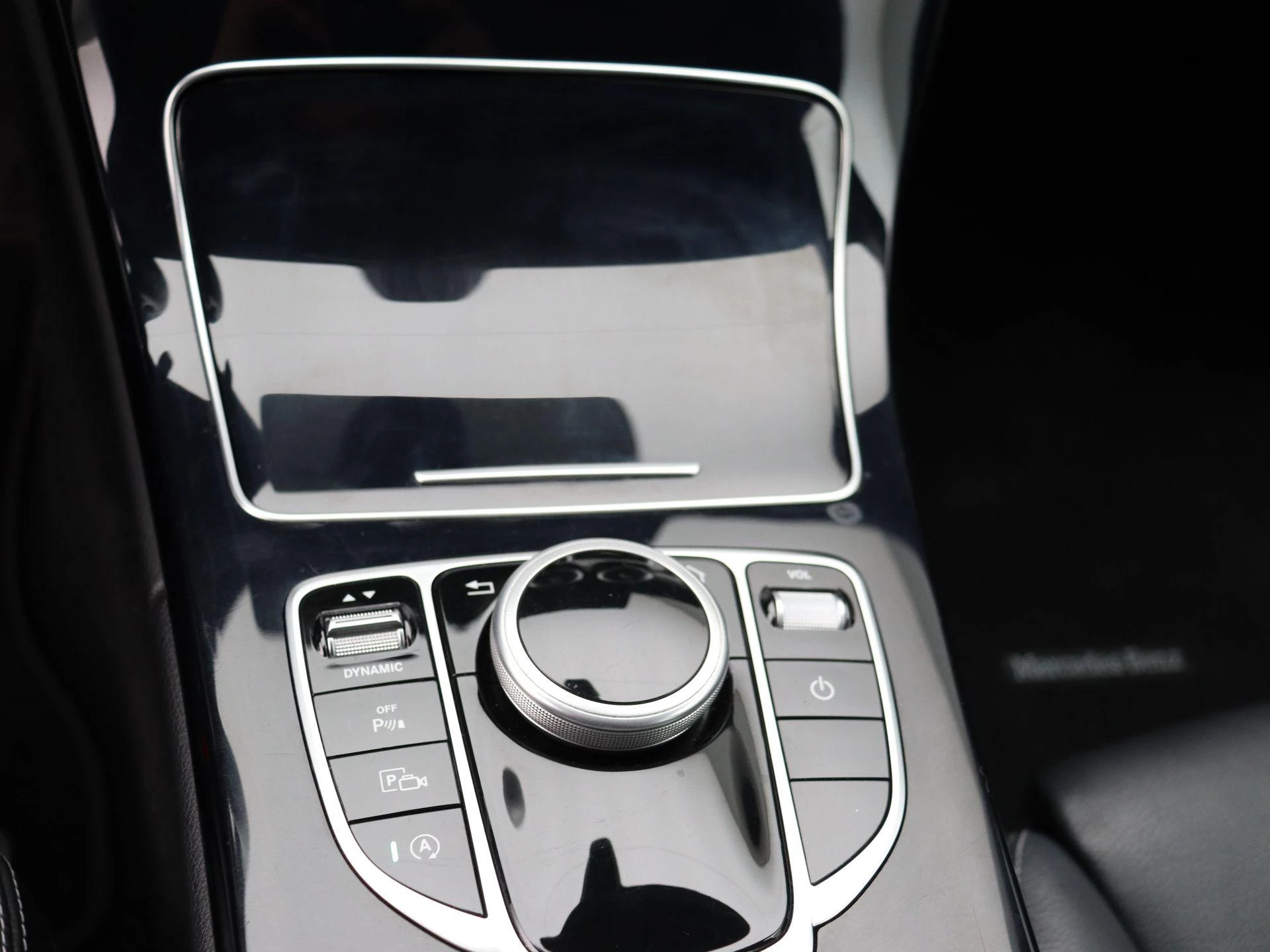 Mercedes-Benz Classe C 200 d Sedan + CAMERA + LED + SENSOREN +