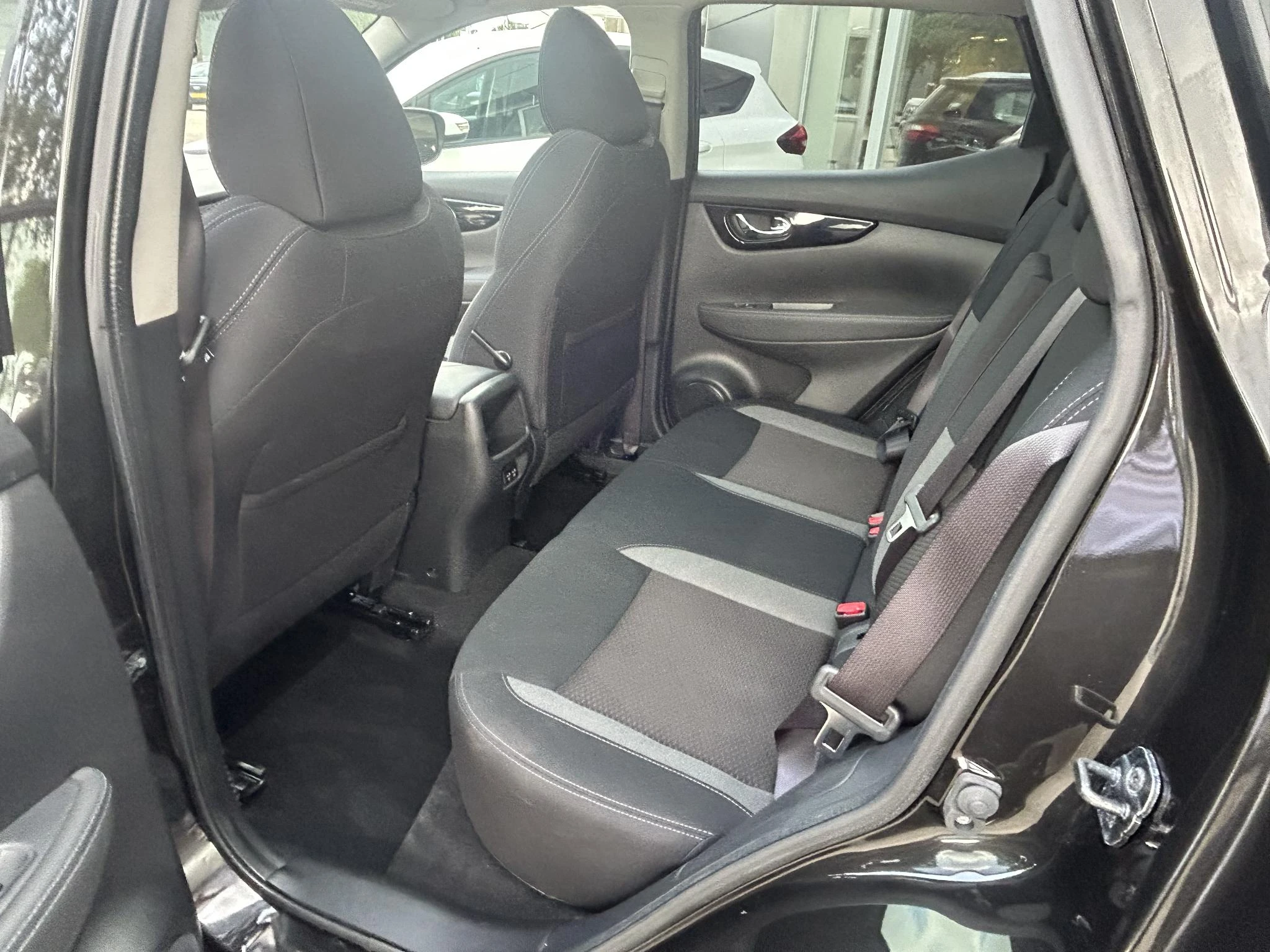 Nissan-QASHQAI-image-11