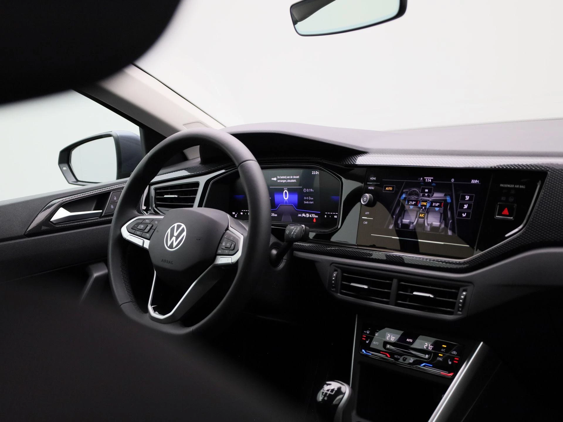 Volkswagen-Polo-image-33