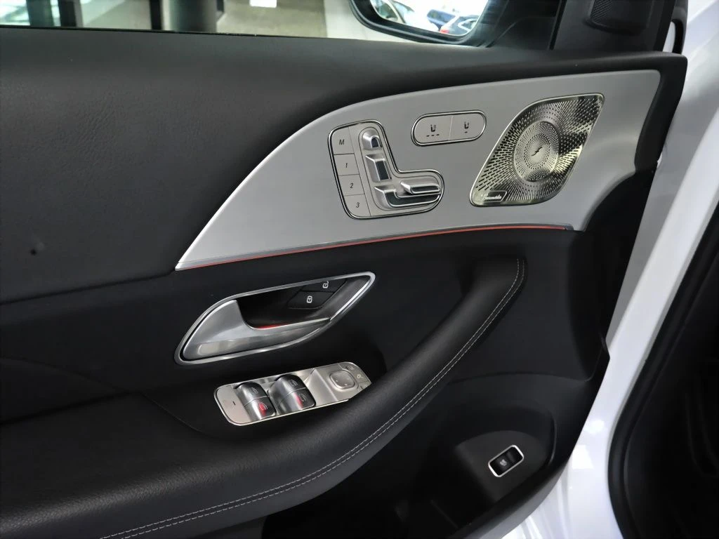 Mercedes-Benz-GLE 450 d-image-14