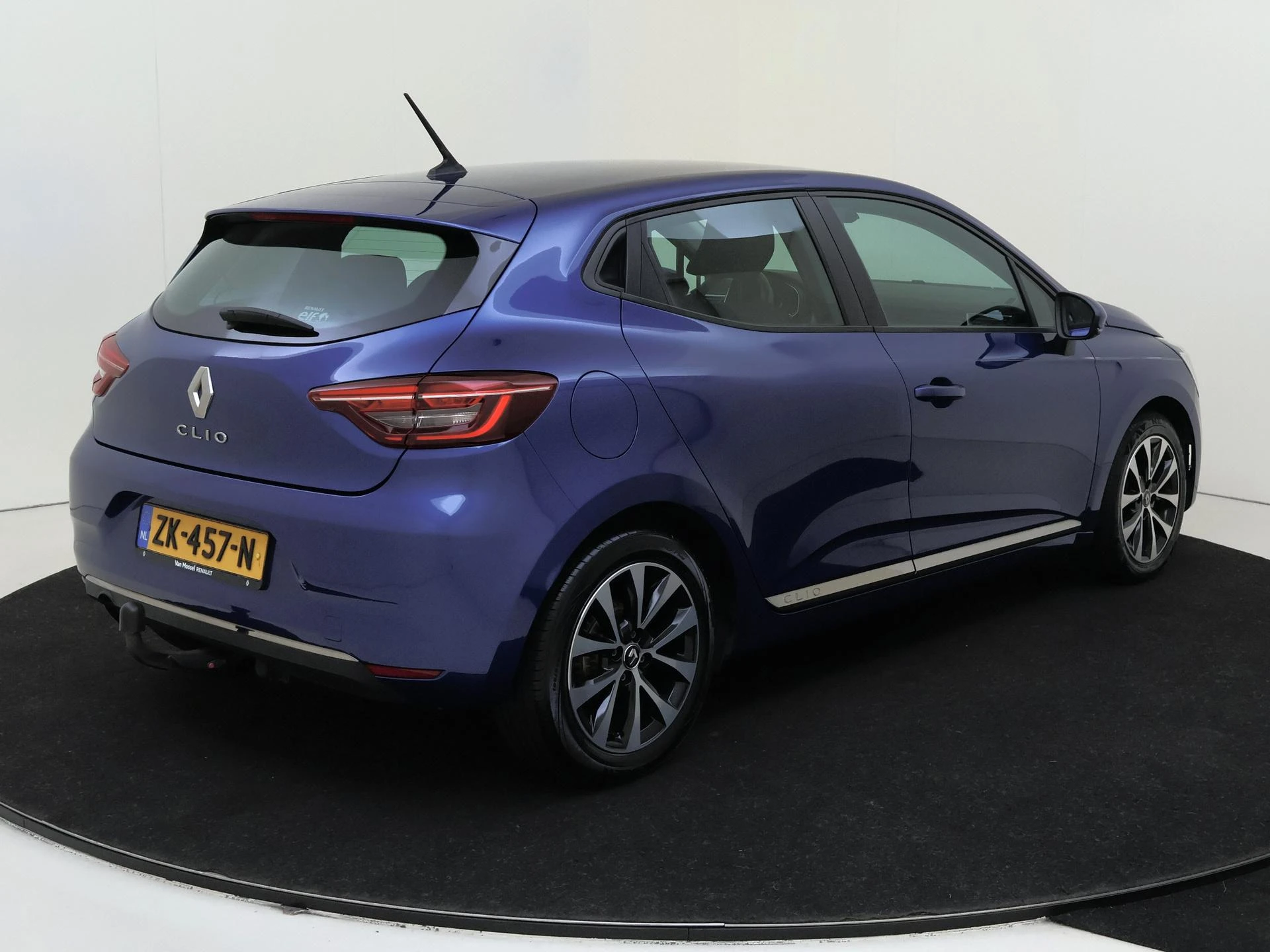 Renault-Clio-image-3
