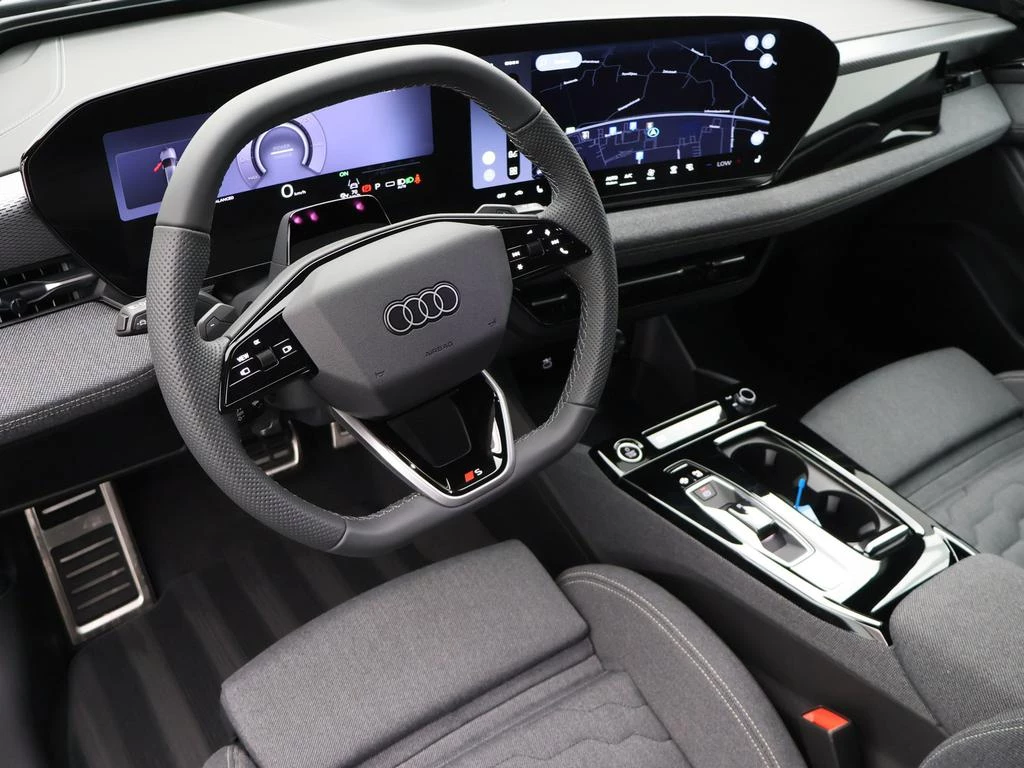 Audi A6 Avant e-tron Audi A6 Avant Corporate S e-tron 210,00 kW *ENKEL VOORSTEL VOOR PROFFESIONELEN*