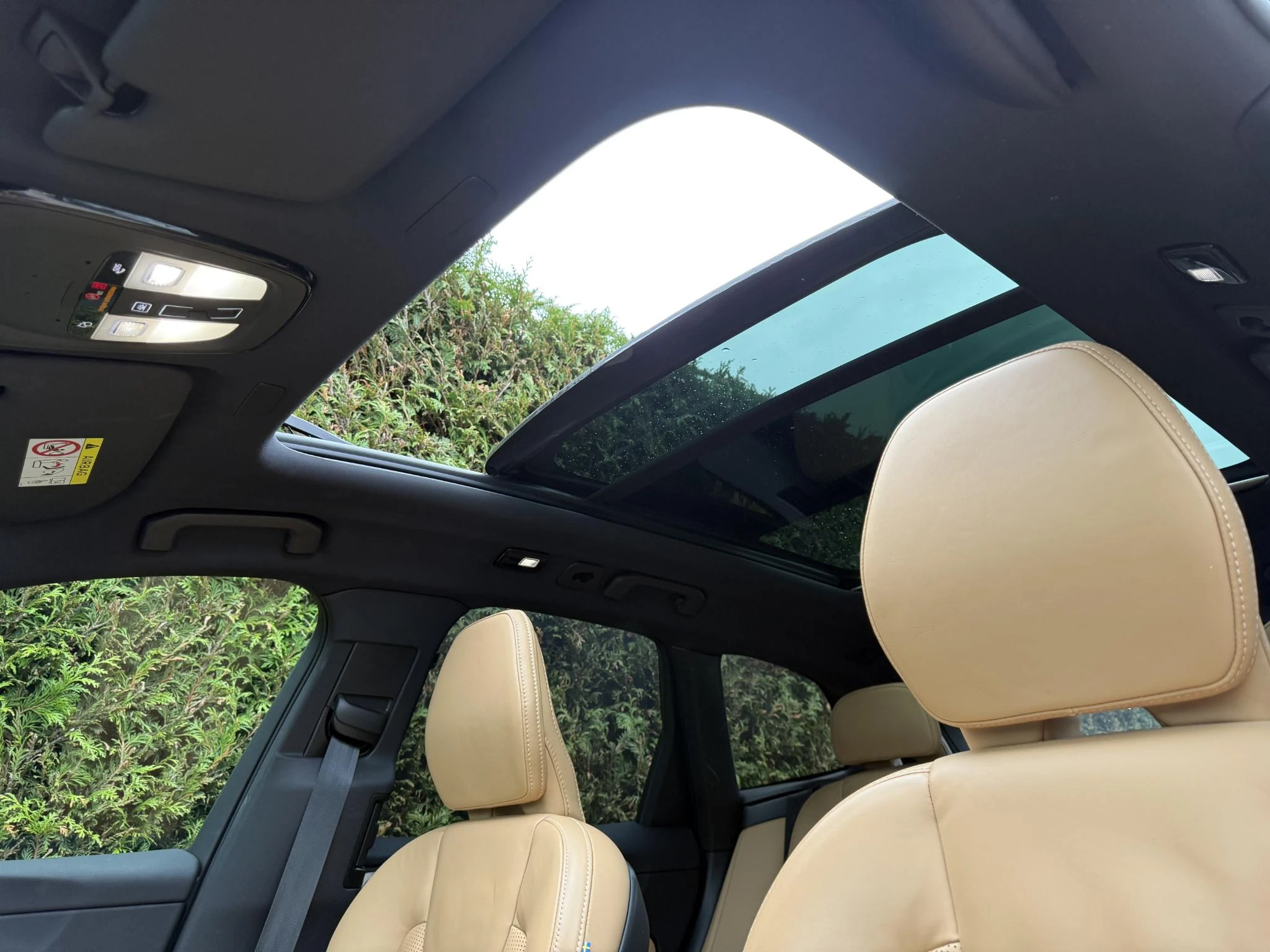 Volvo-XC60-image-2